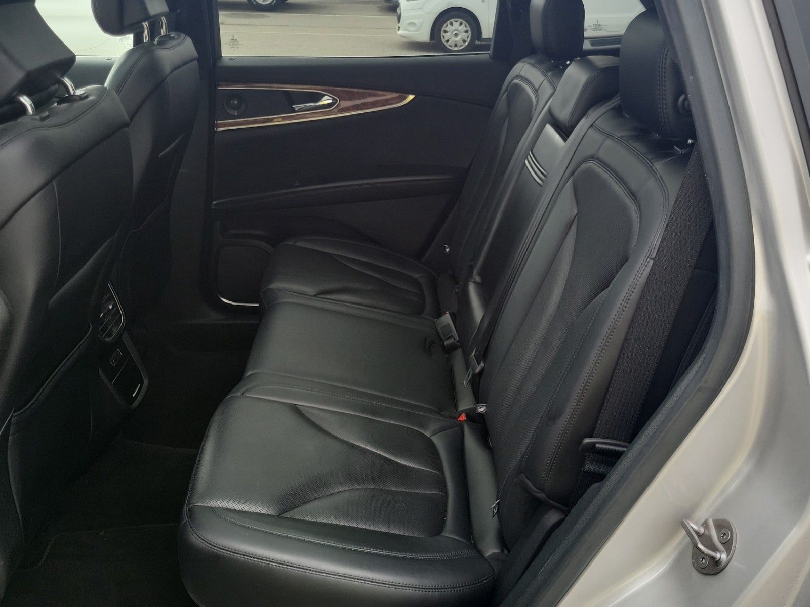 2019 Lincoln Nautilus Reserve AWD