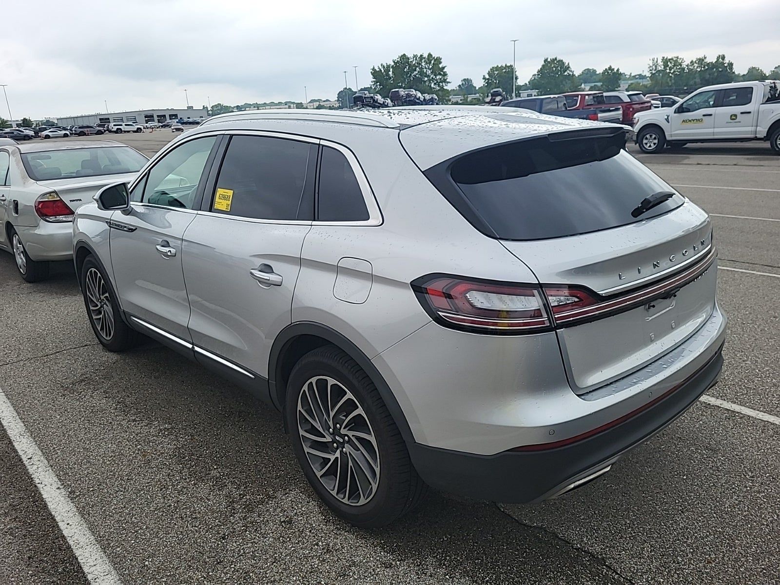 2019 Lincoln Nautilus Reserve AWD