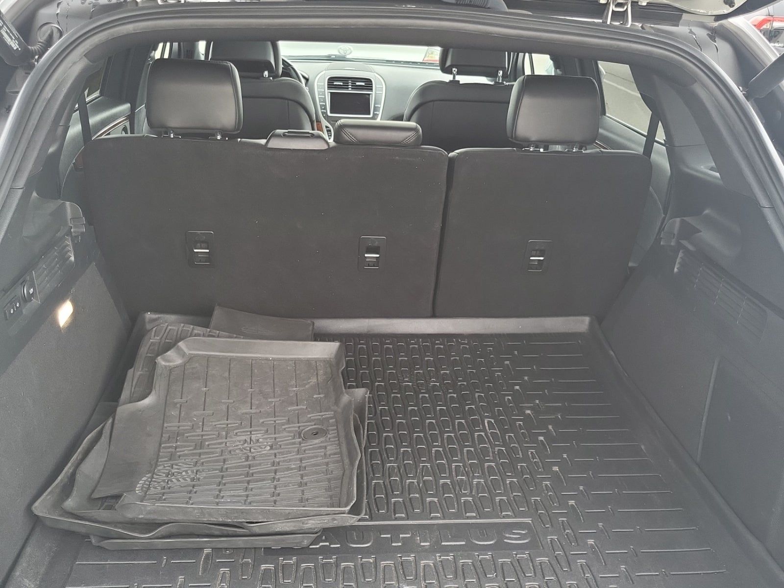 2019 Lincoln Nautilus Reserve AWD
