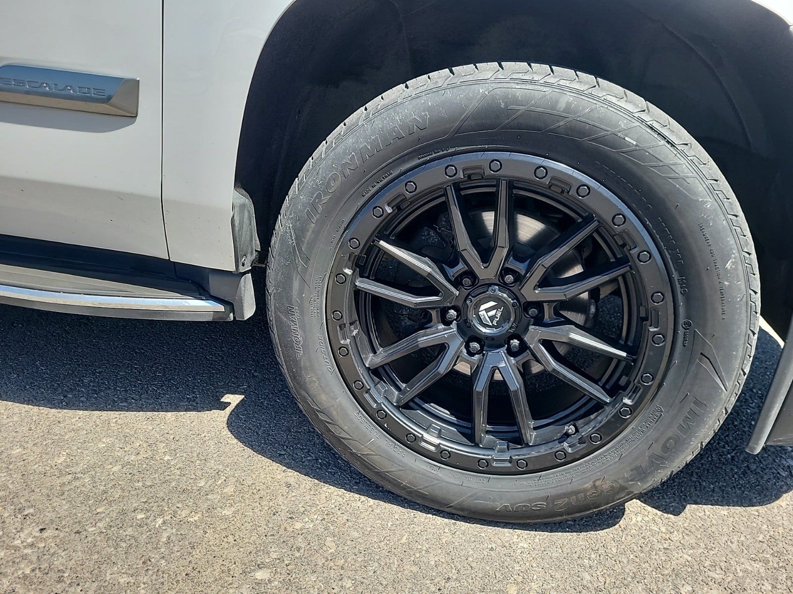 2020 Cadillac Escalade Premium Luxury AWD