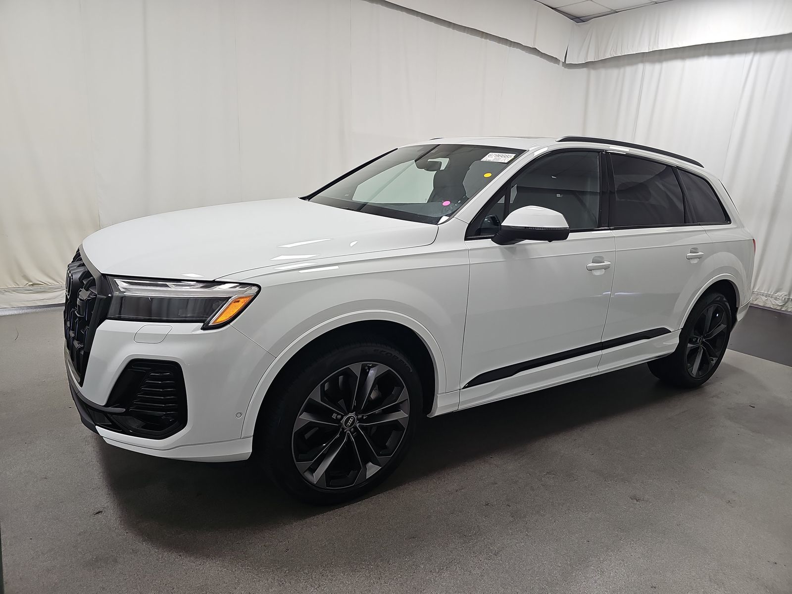 2025 Audi Q7 Premium Plus AWD