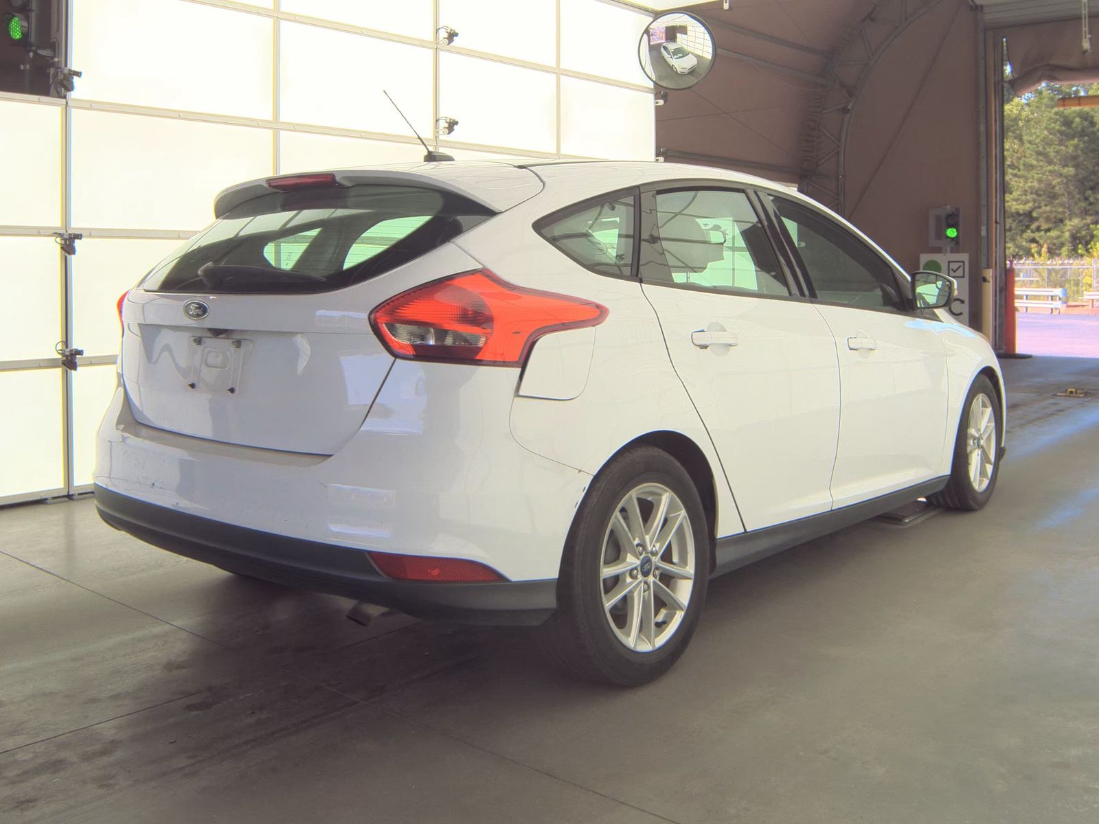 2016 Ford Focus SE FWD