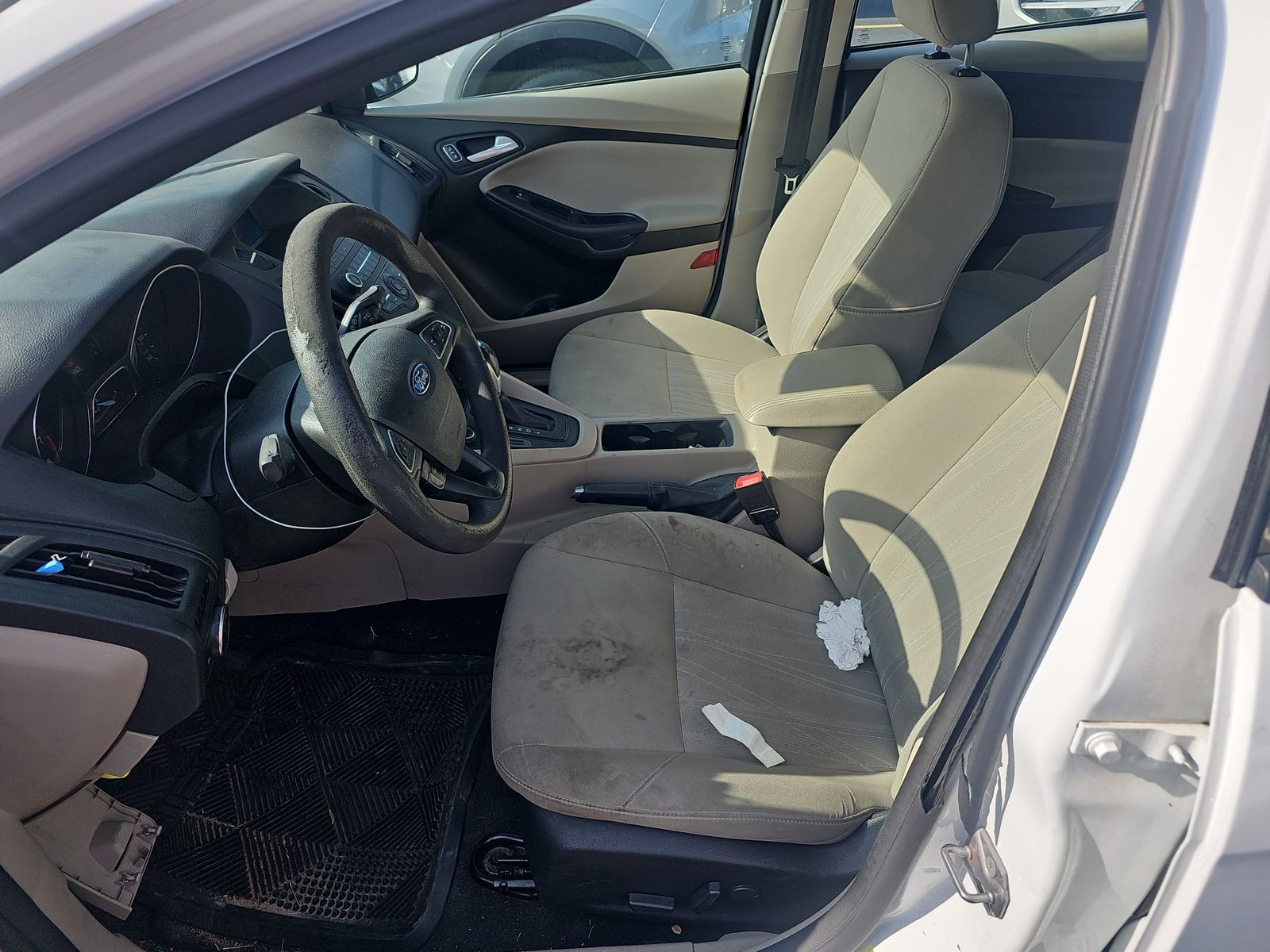 2016 Ford Focus SE FWD