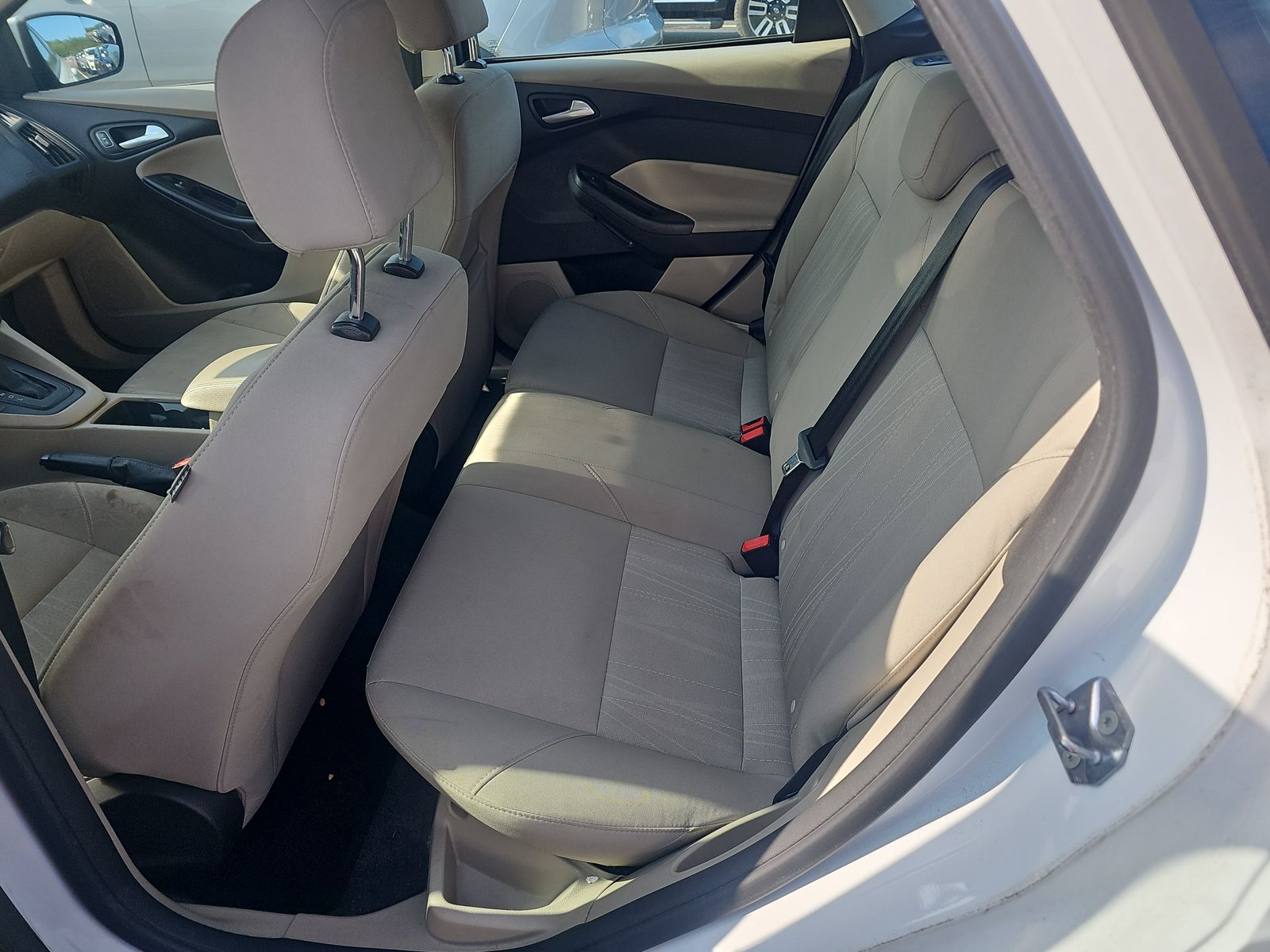 2016 Ford Focus SE FWD