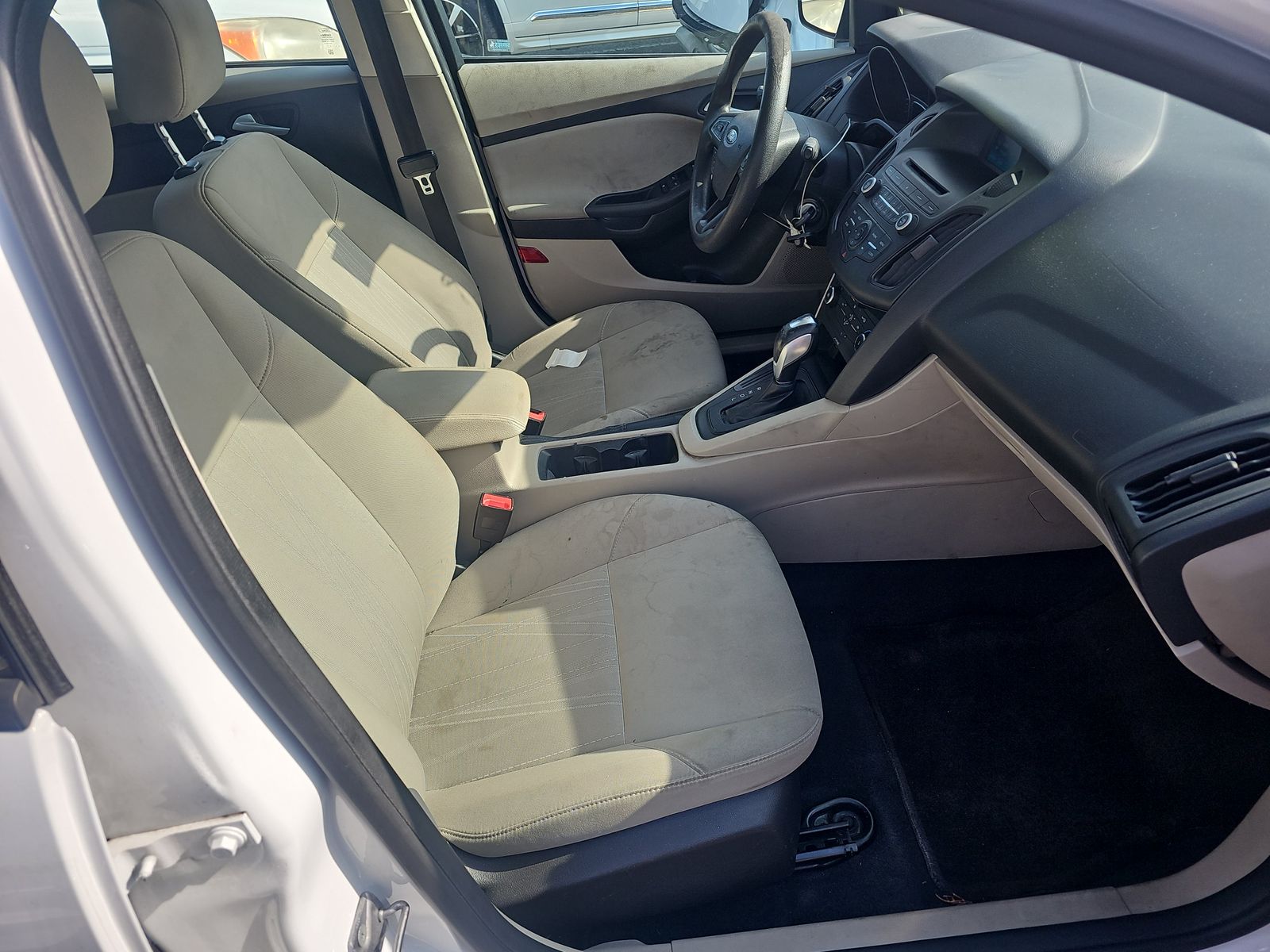 2016 Ford Focus SE FWD