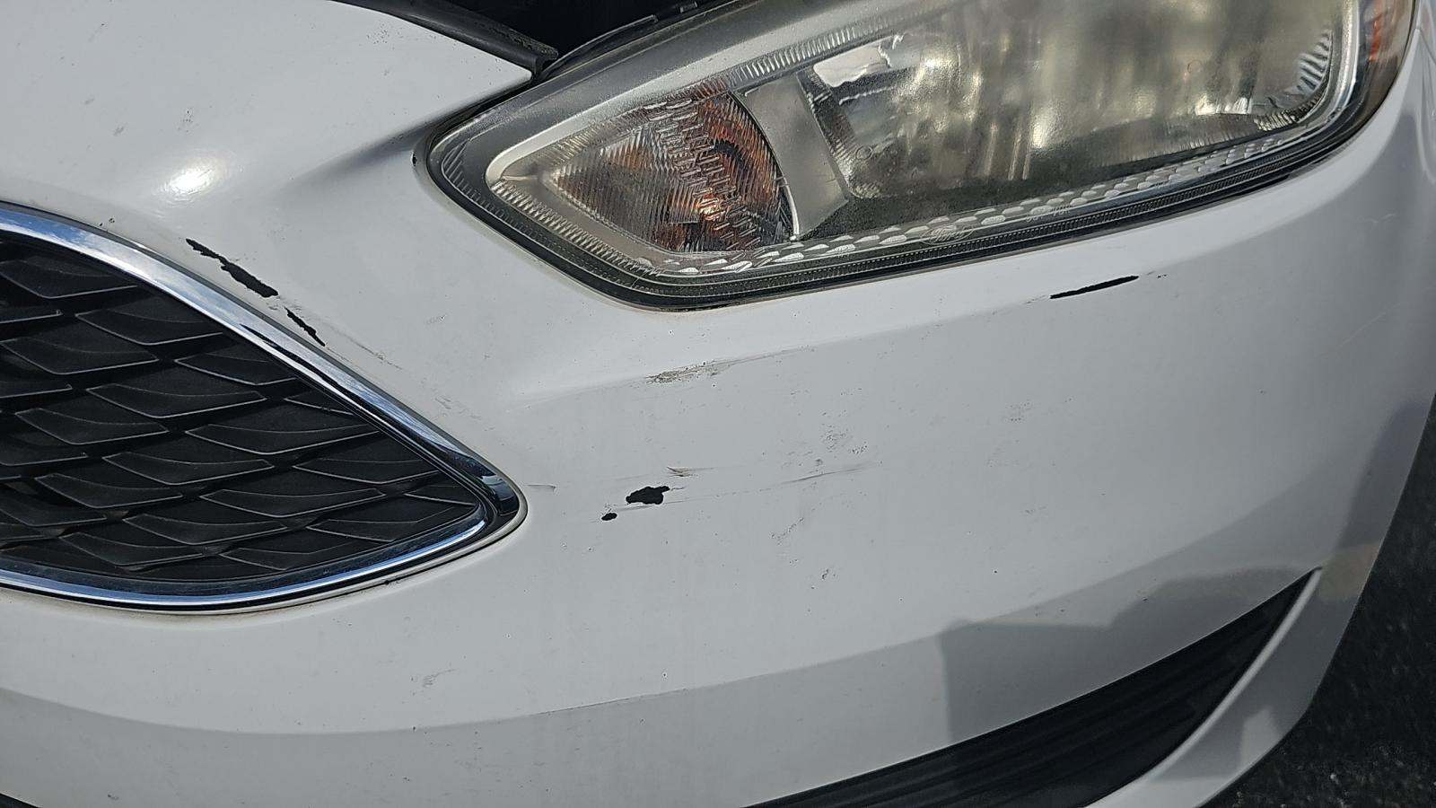 2016 Ford Focus SE FWD