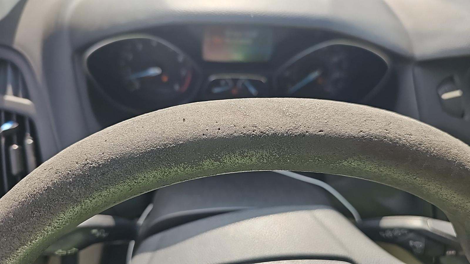 2016 Ford Focus SE FWD