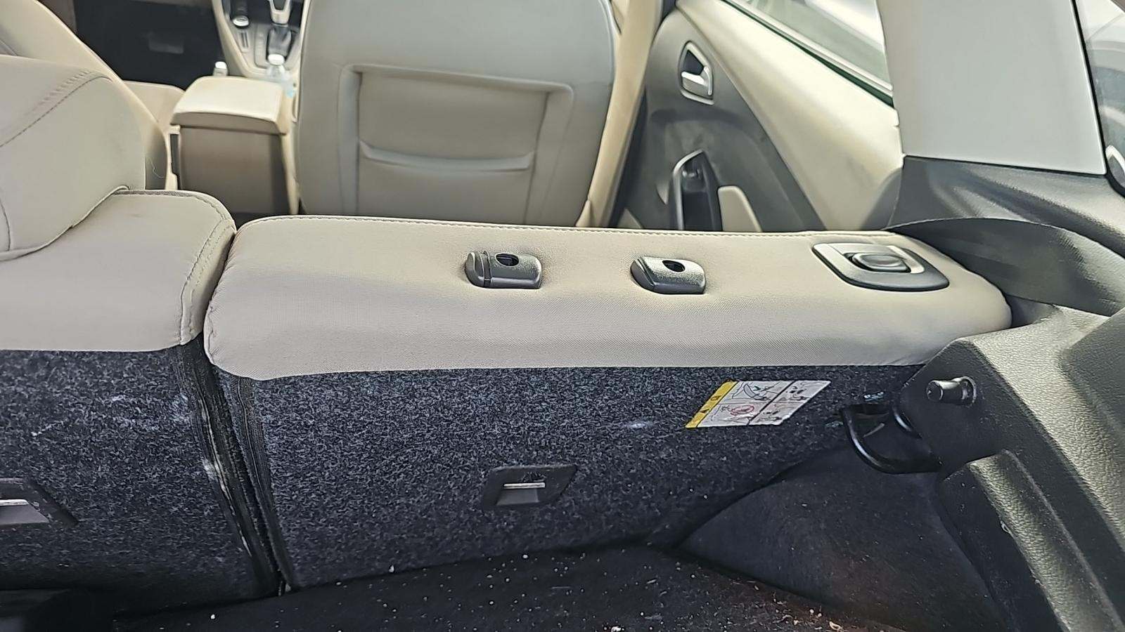 2016 Ford Focus SE FWD