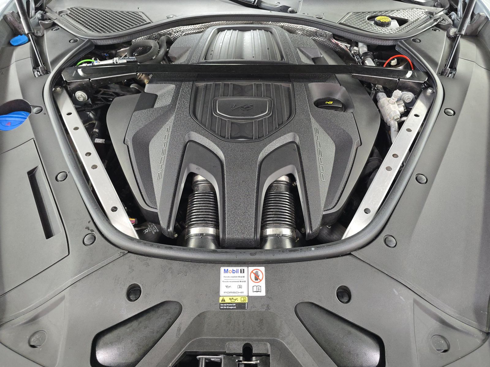 2023 Porsche Panamera 4 E-Hybrid Platinum Edition AWD