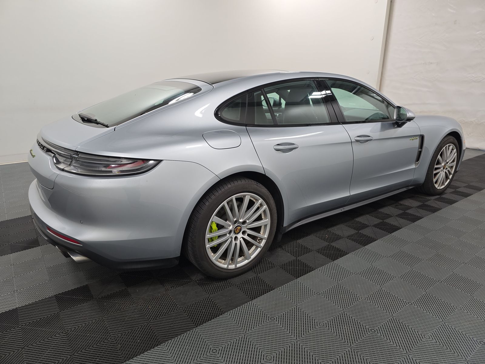 2023 Porsche Panamera 4 E-Hybrid Platinum Edition AWD
