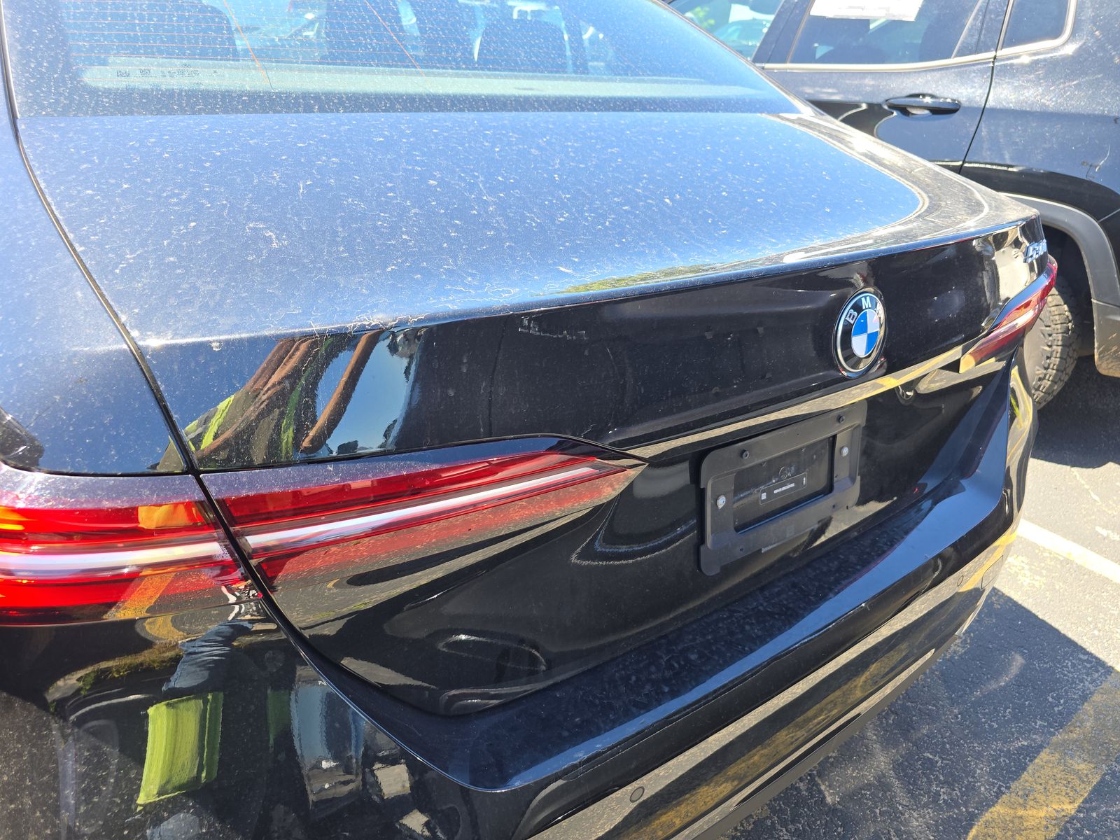 2025 BMW 5 Series 530i RWD