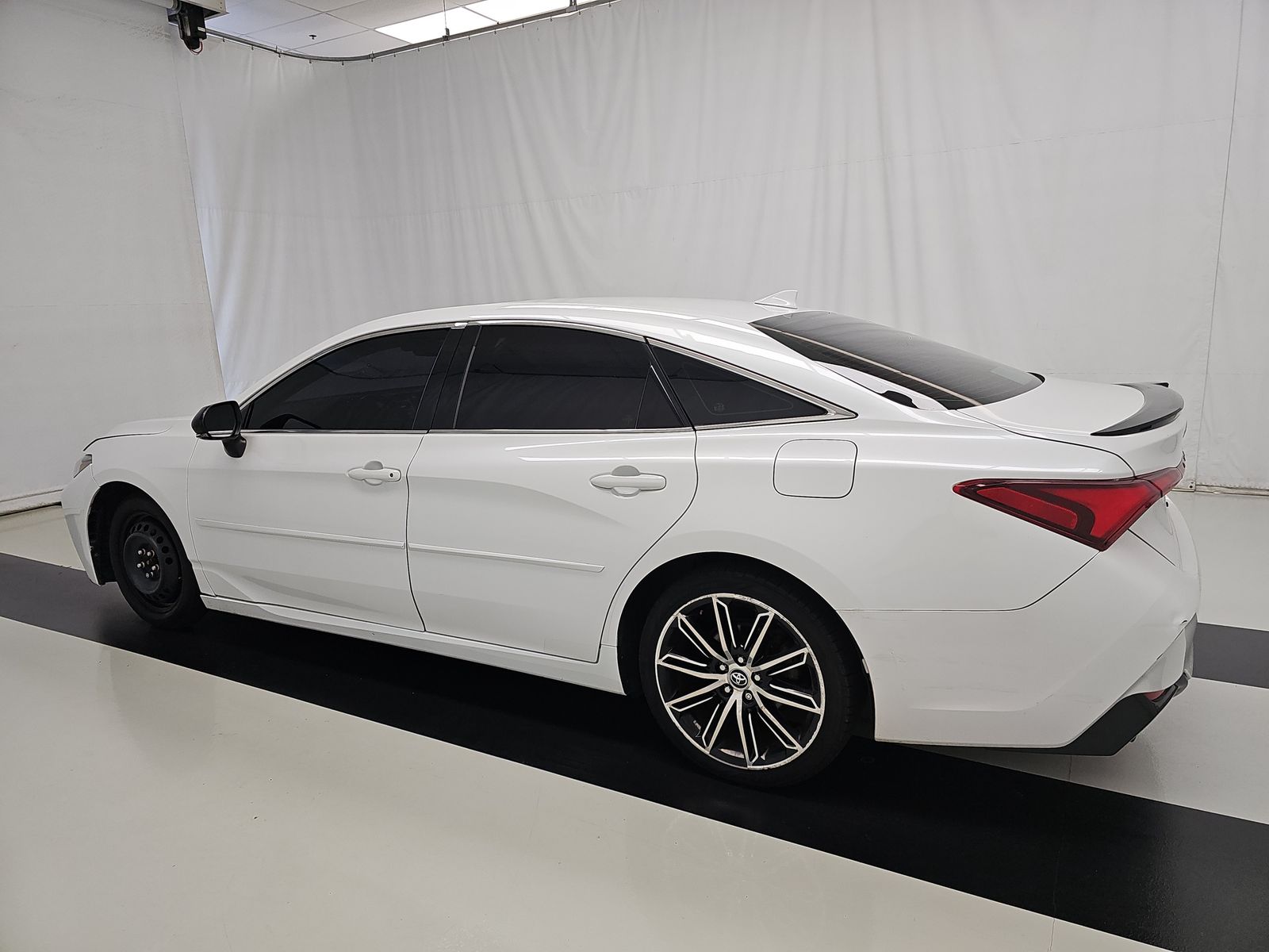 2020 Toyota Avalon XSE FWD