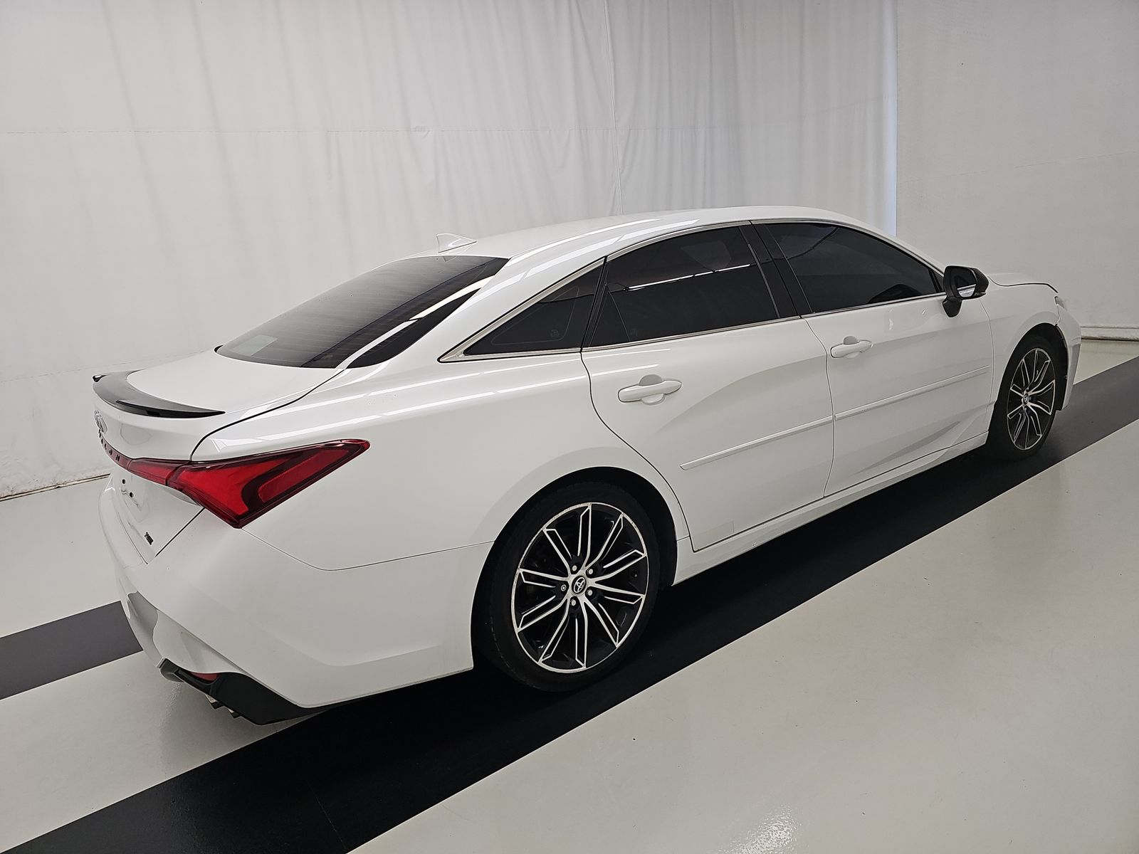 2020 Toyota Avalon XSE FWD