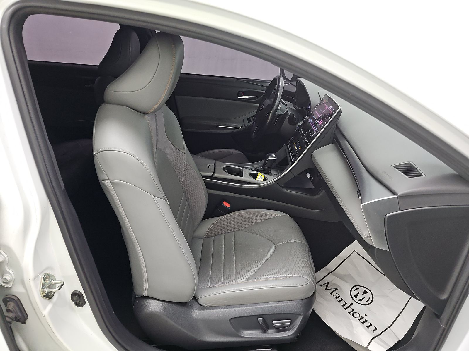 2020 Toyota Avalon XSE FWD