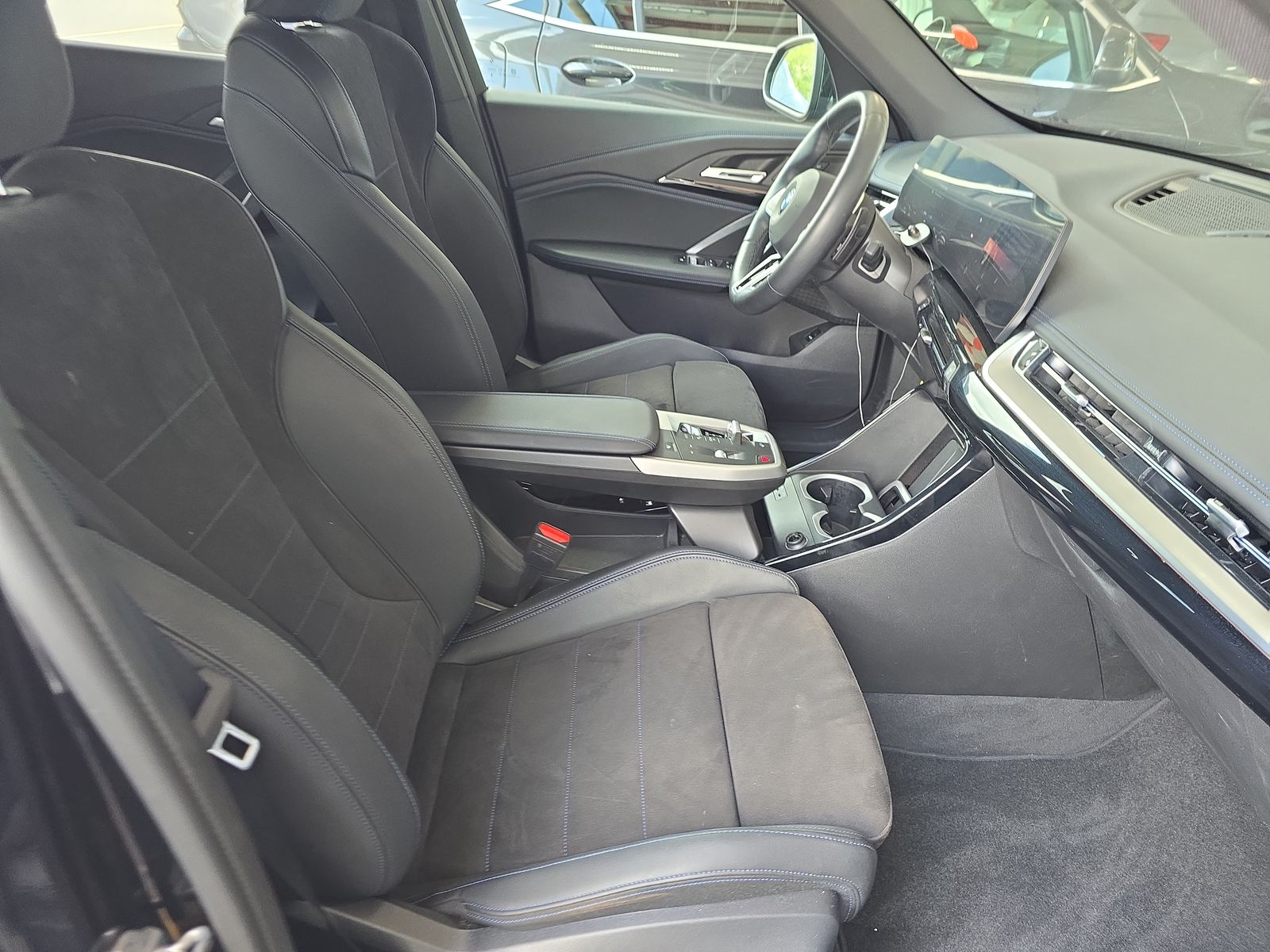 2025 BMW X1 xDrive28i AWD