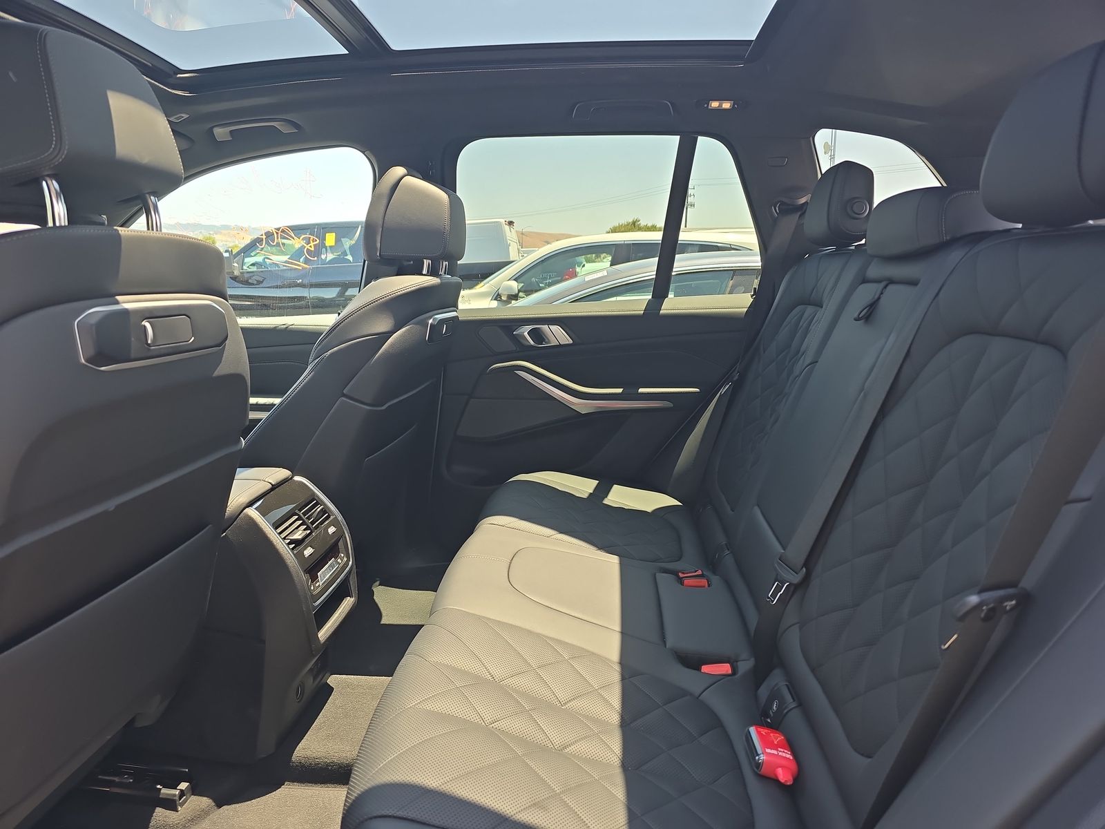 2025 BMW X5 xDrive40i AWD