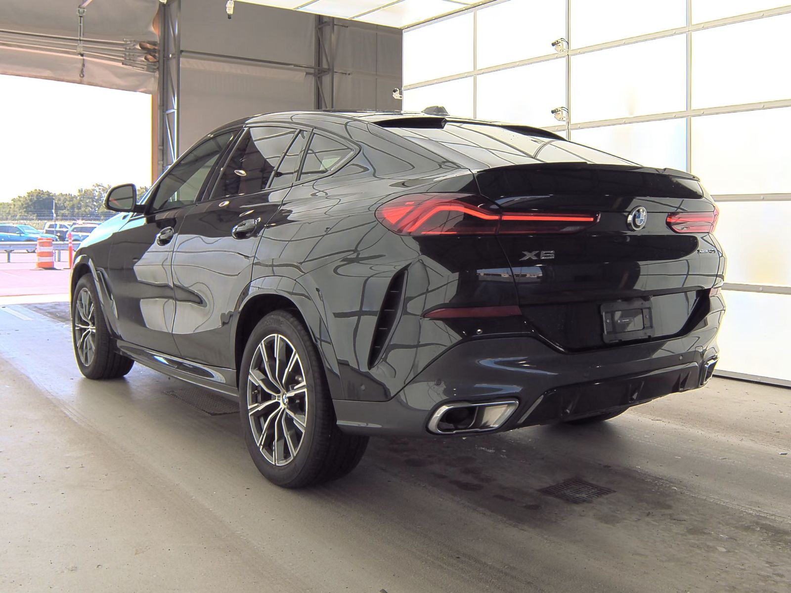 2025 BMW X6 xDrive40i AWD