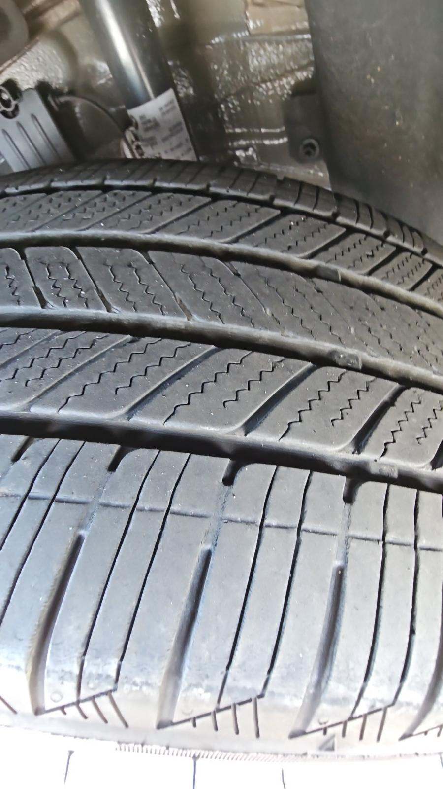 2025 BMW 5 Series 530i RWD