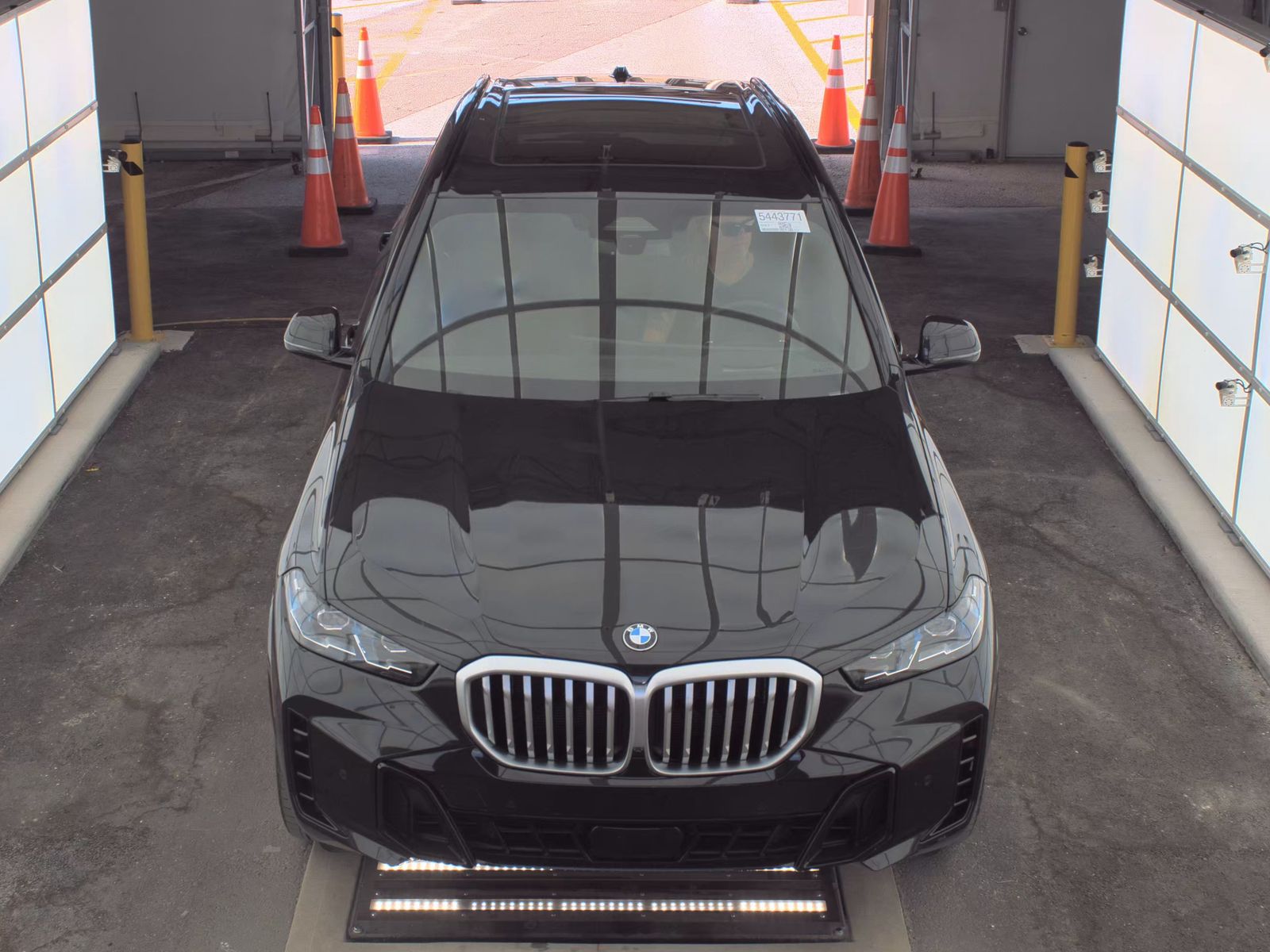 2025 BMW X5 xDrive40i AWD
