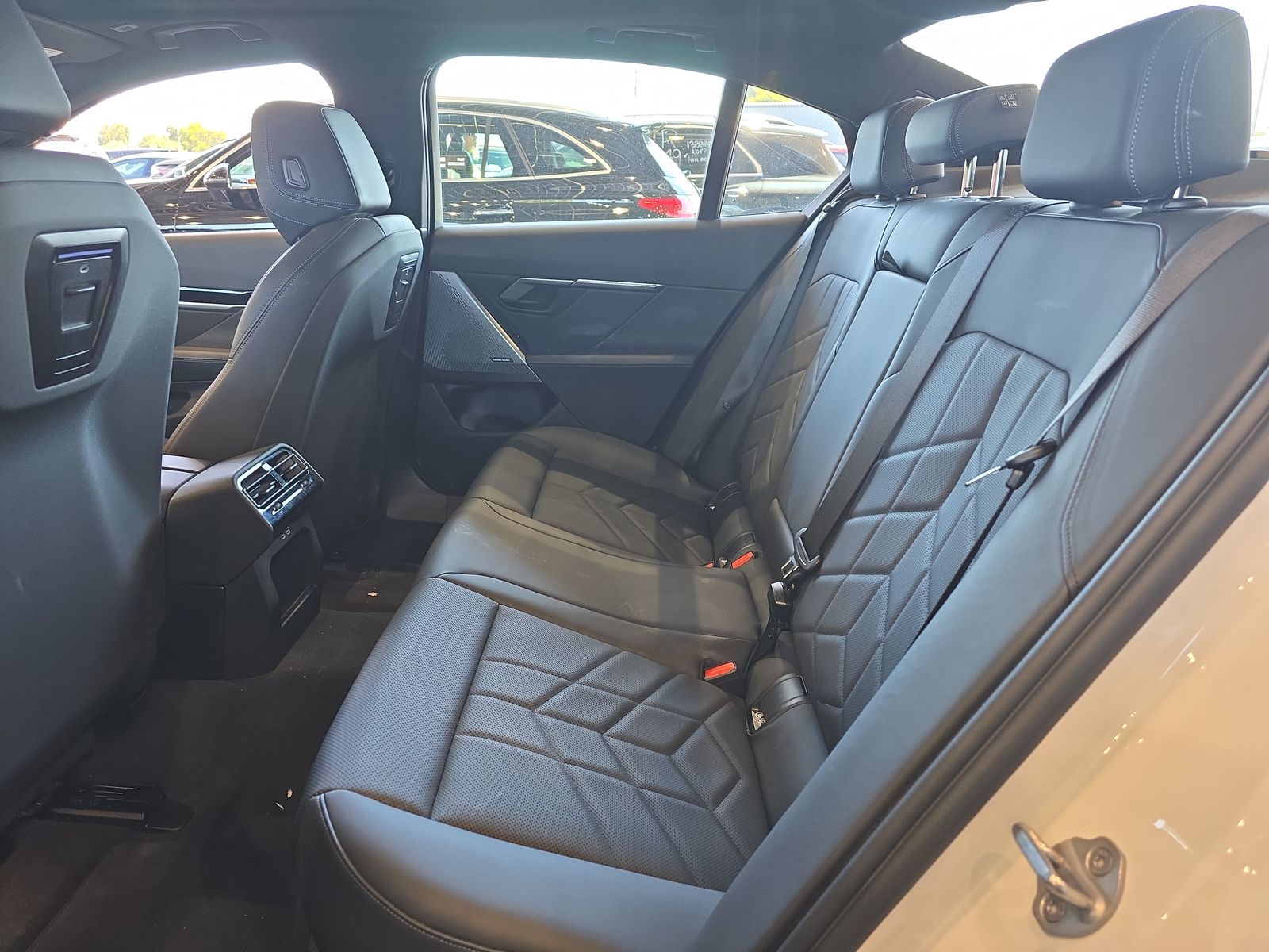 2025 BMW 5 Series 530i RWD