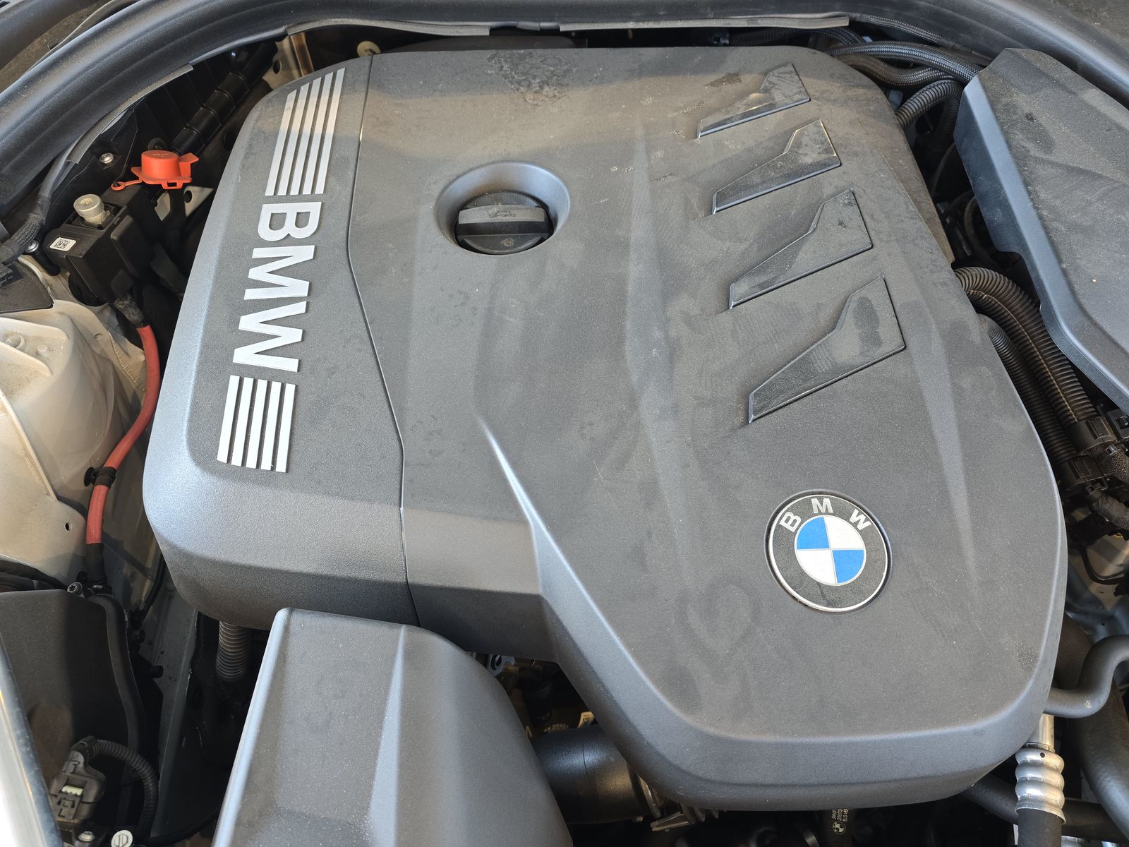 2025 BMW 5 Series 530i RWD