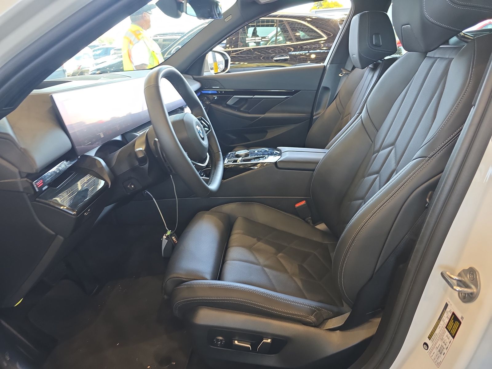 2025 BMW 5 Series 530i RWD