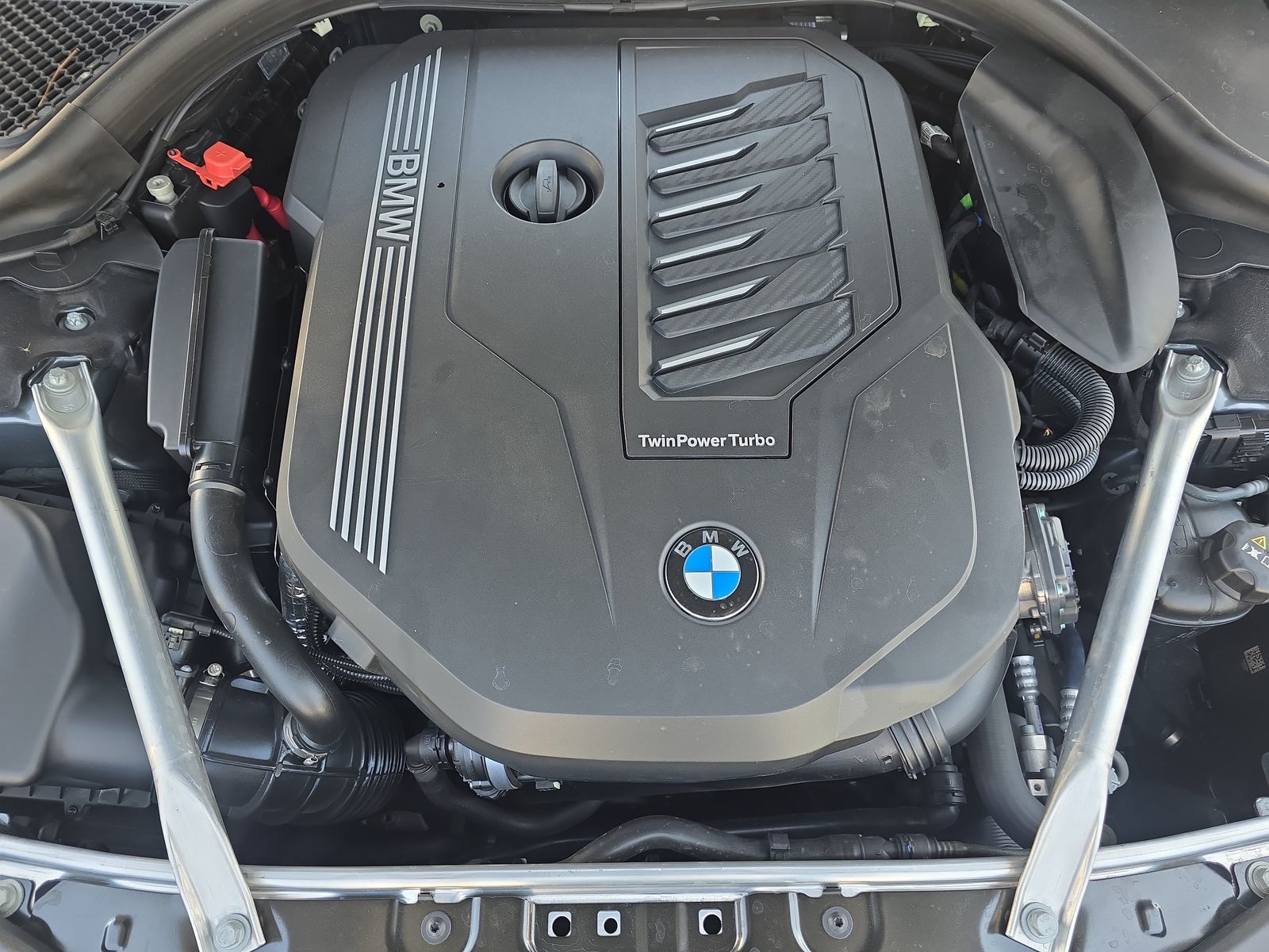 2025 BMW 8 Series 840i xDrive AWD