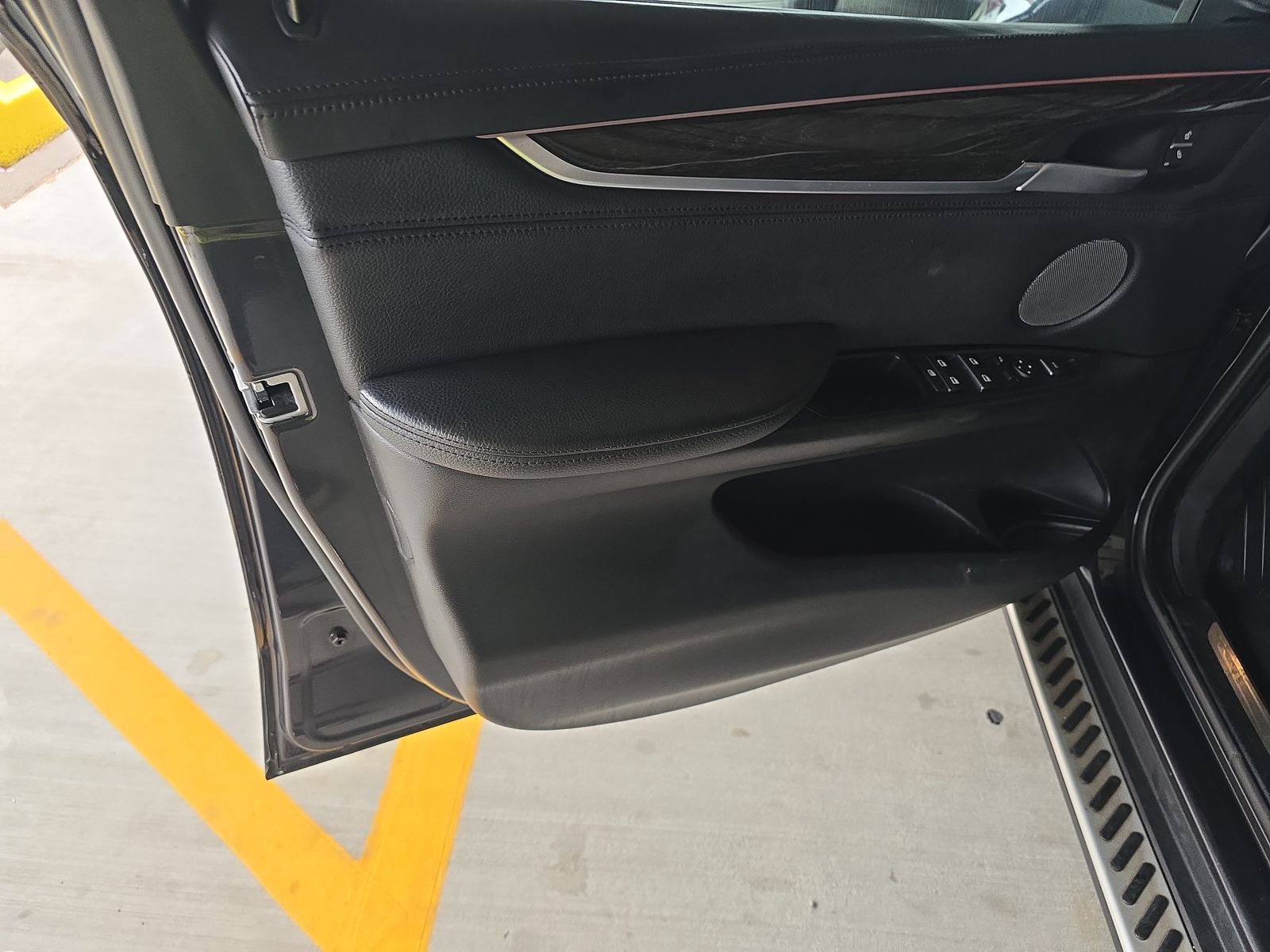 2016 BMW X5 xDrive50i AWD