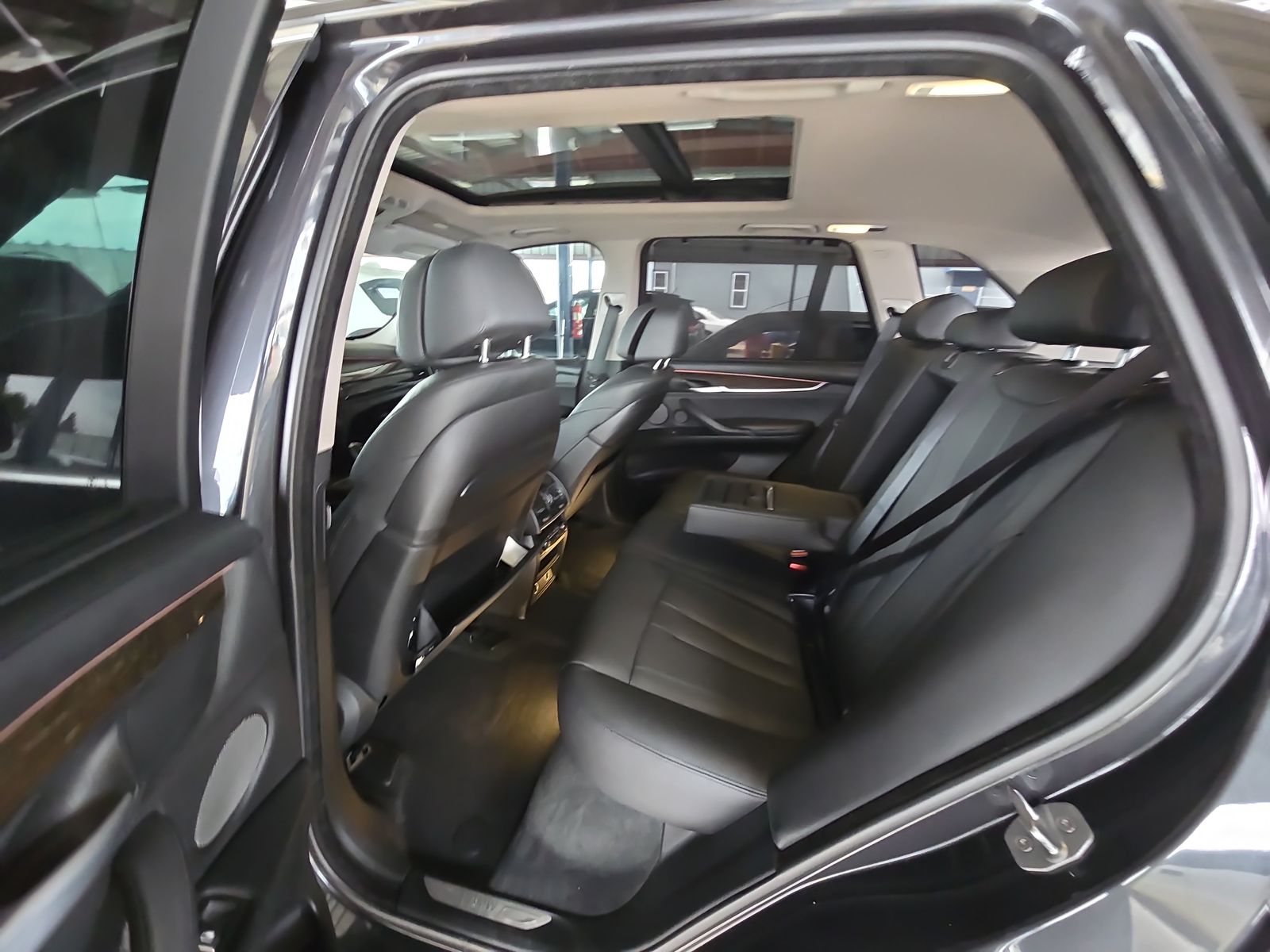 2016 BMW X5 xDrive50i AWD