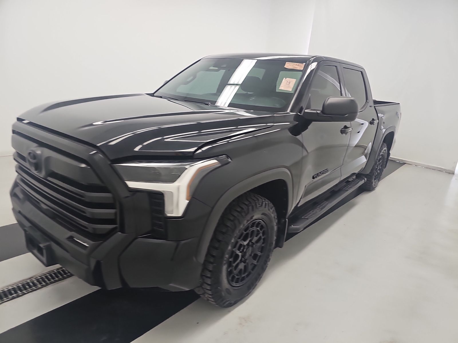 2025 Toyota Tundra SR5 RWD
