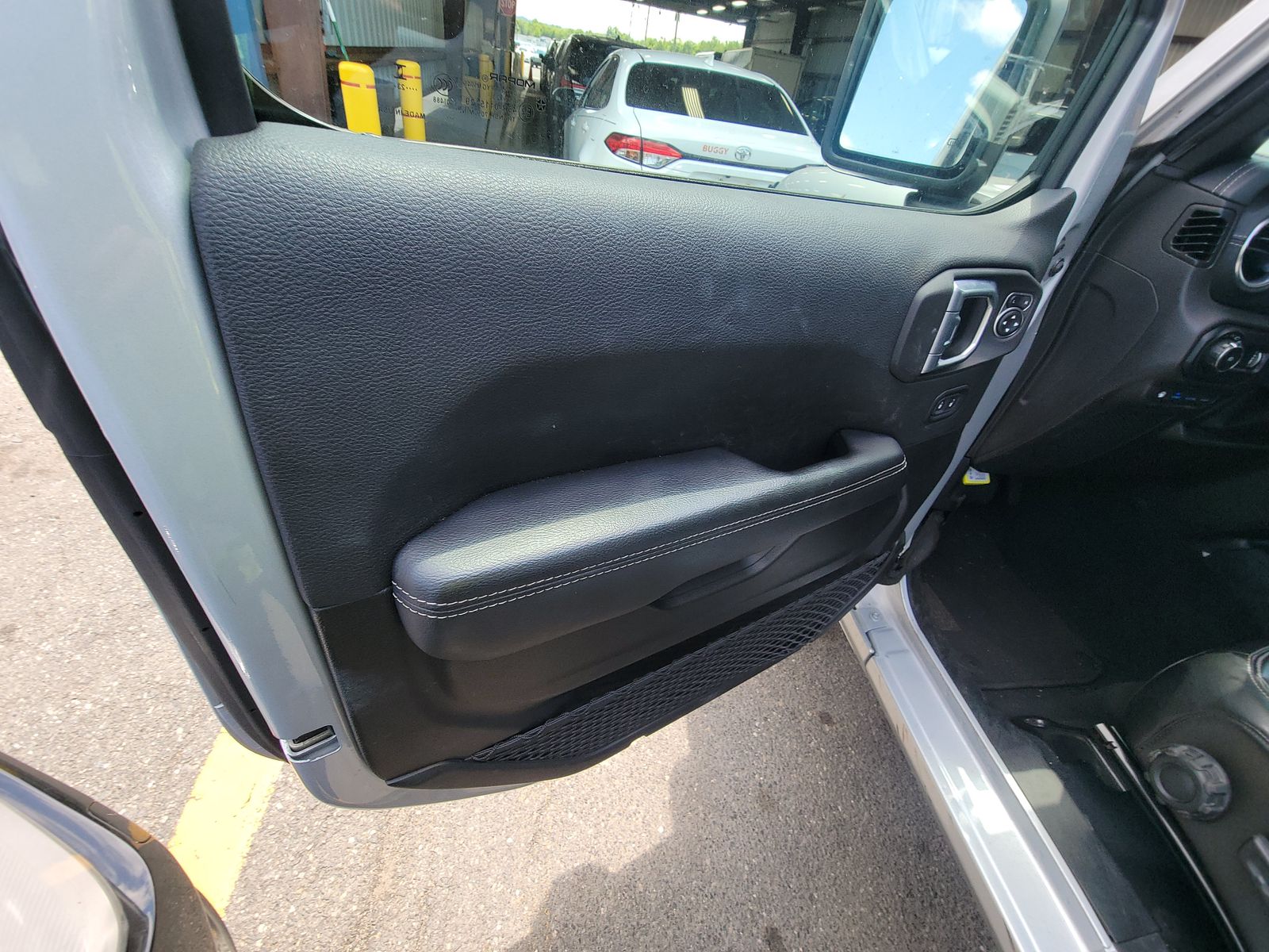 2023 Jeep Wrangler 4xe Sahara AWD