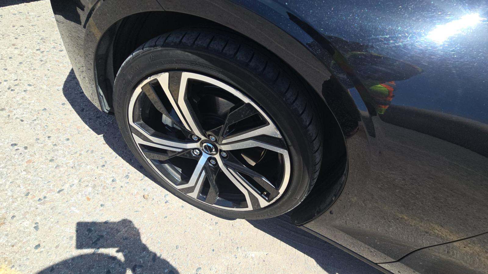 2024 Volvo S60 B5 Plus FWD