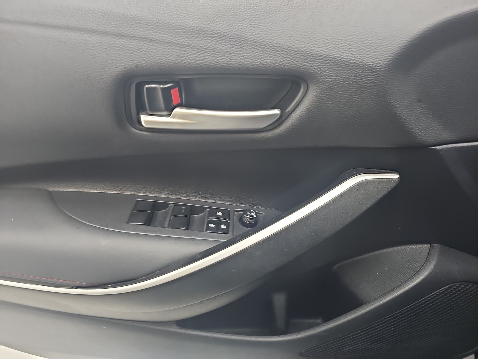 2025 Toyota Corolla SE FWD