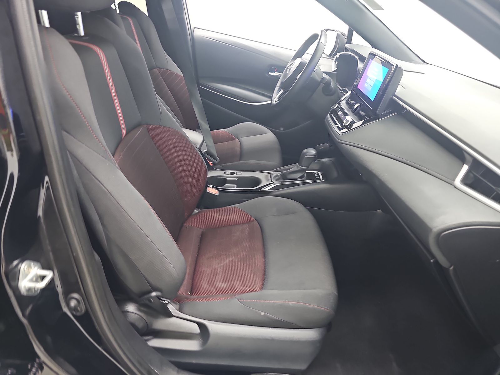 2025 Toyota Corolla SE FWD