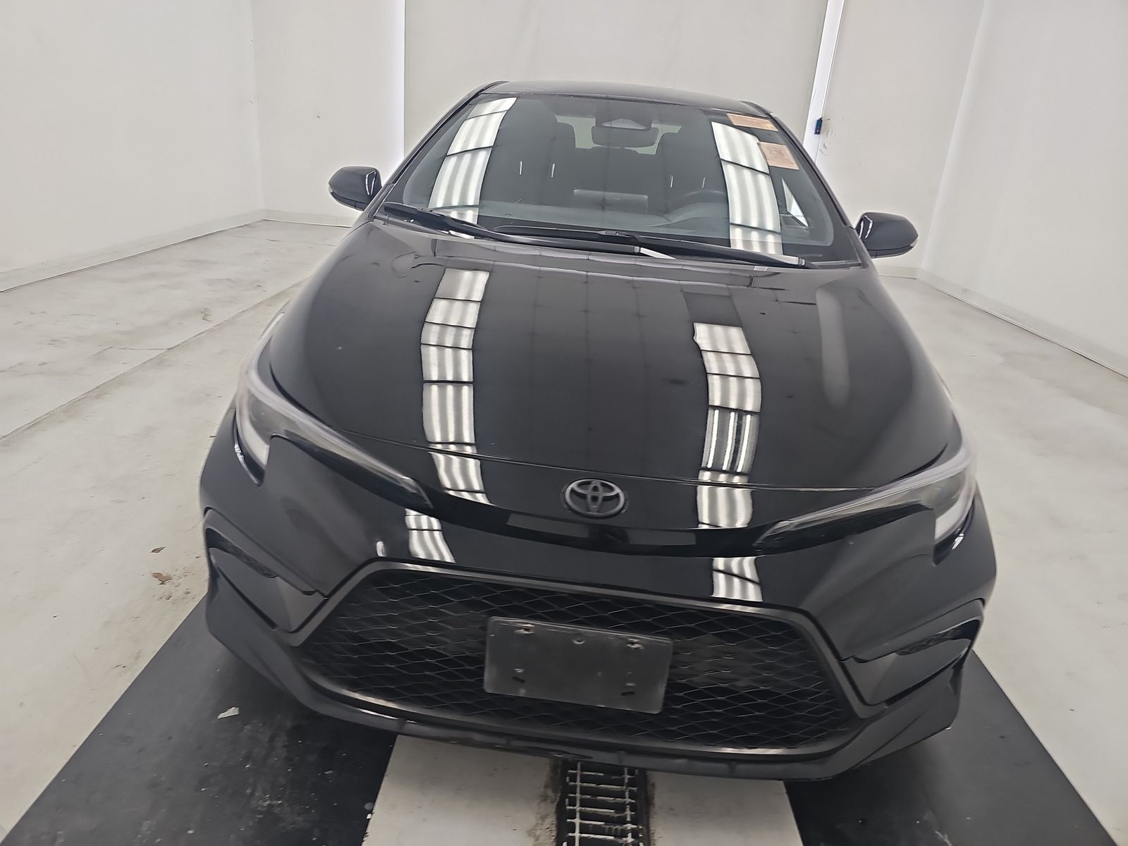 2025 Toyota Corolla SE FWD