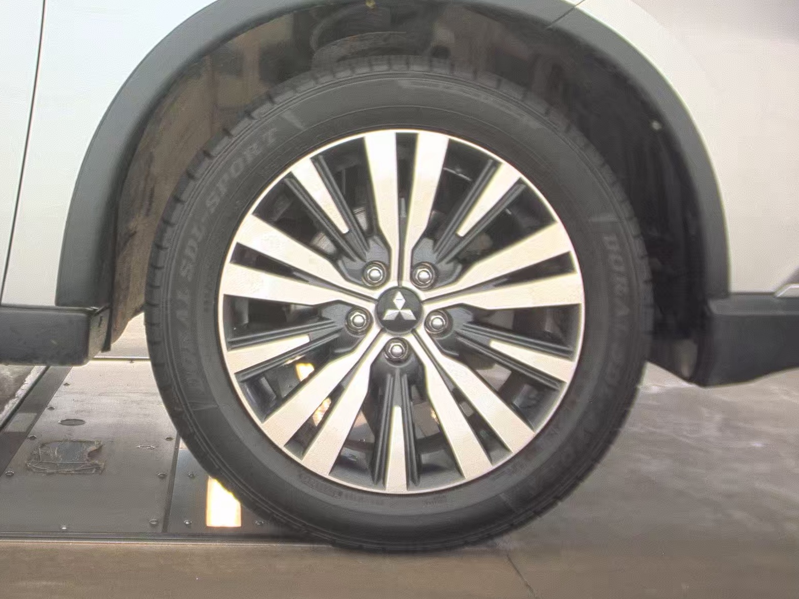 2019 Mitsubishi Outlander ES AWD