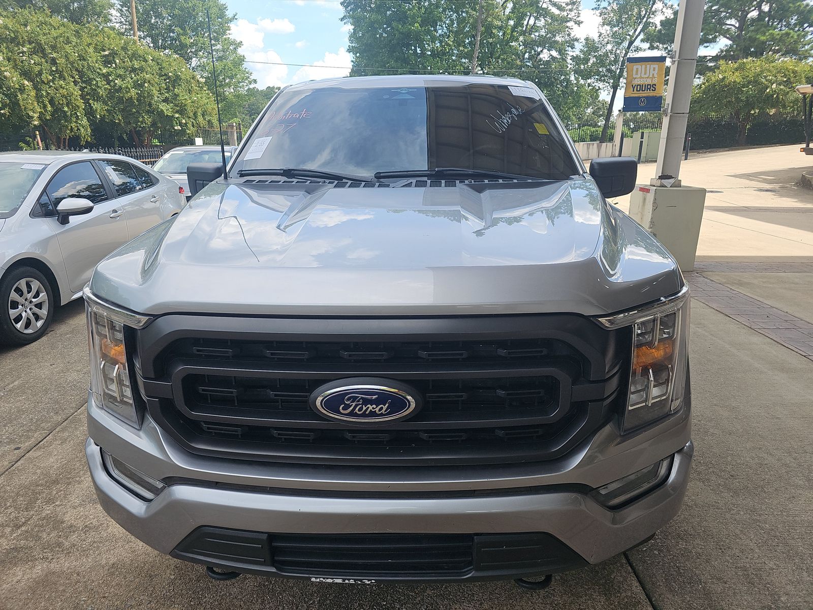 2023 Ford F-150 XLT AWD