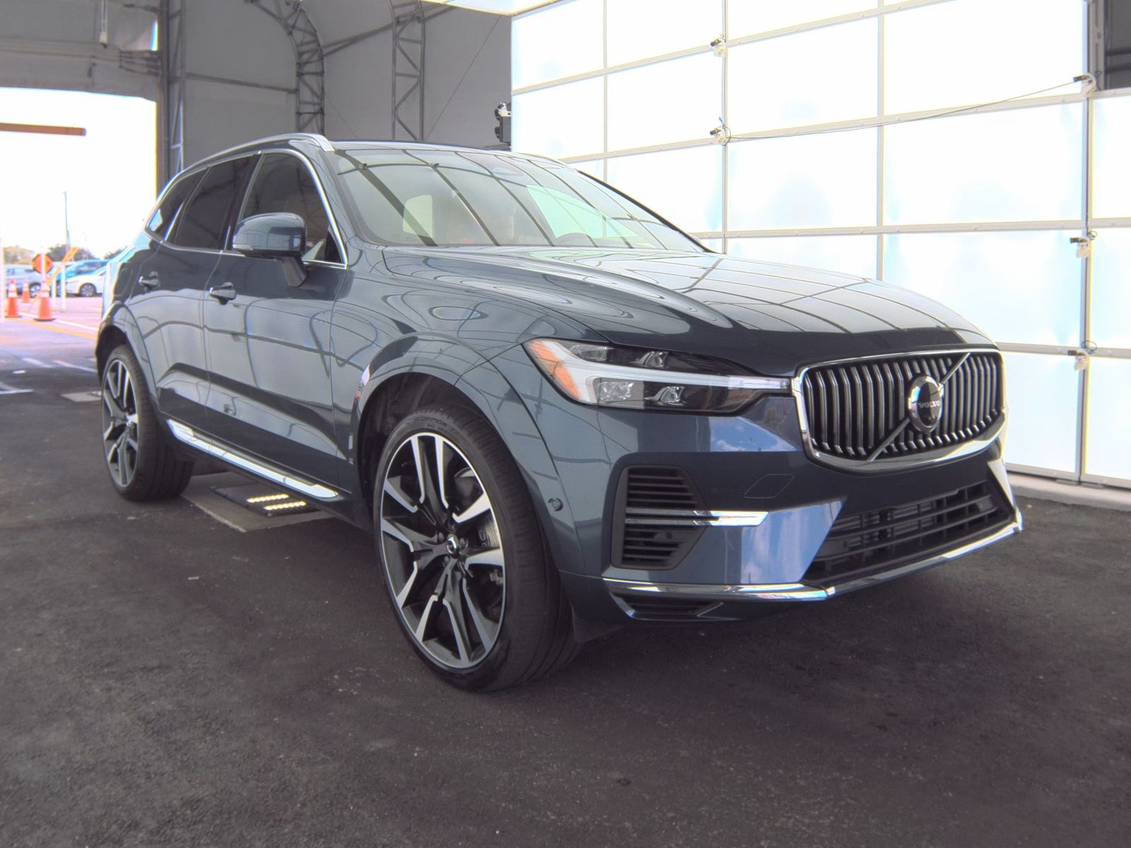 2023 Volvo XC60 Recharge T8 Ultimate AWD