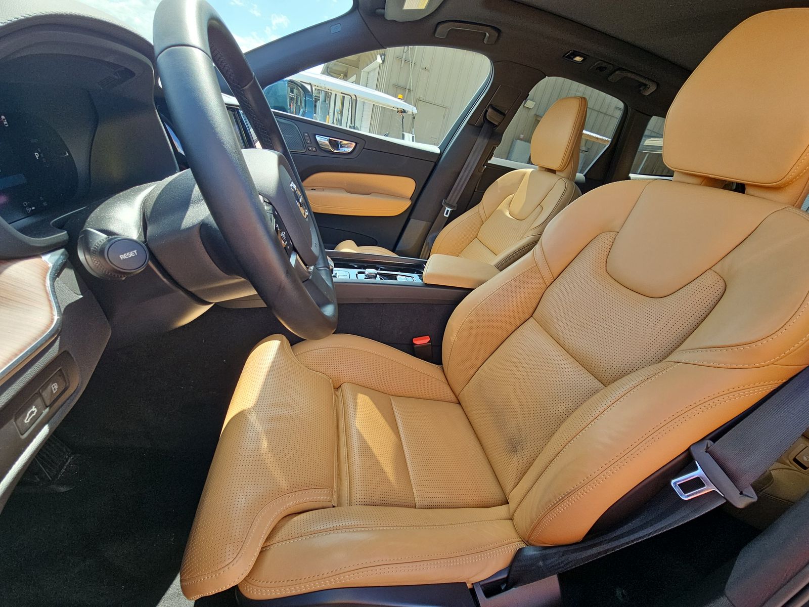 2023 Volvo XC60 Recharge T8 Ultimate AWD