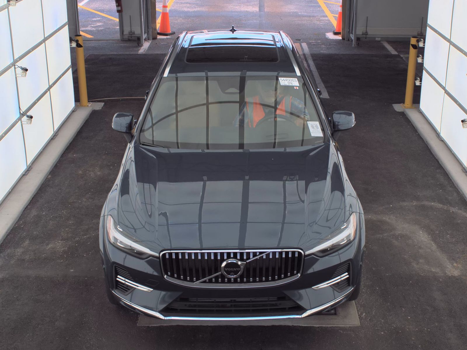 2023 Volvo XC60 Recharge T8 Ultimate AWD