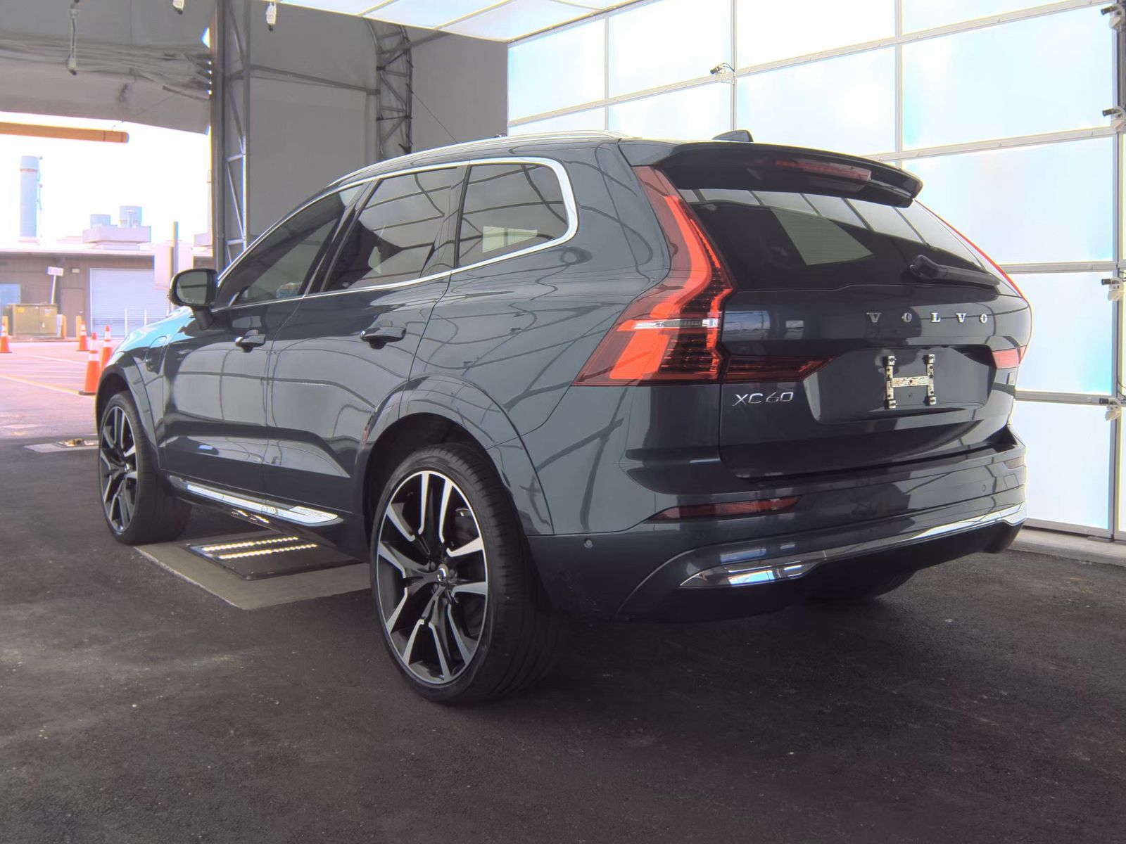 2023 Volvo XC60 Recharge T8 Ultimate AWD