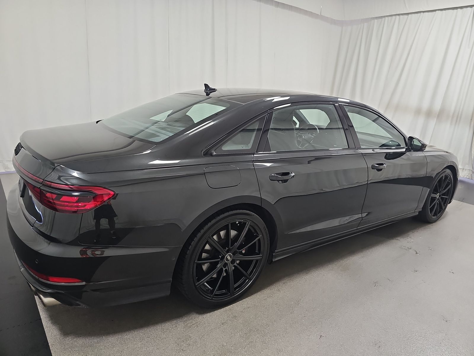 2022 Audi S8 Base AWD