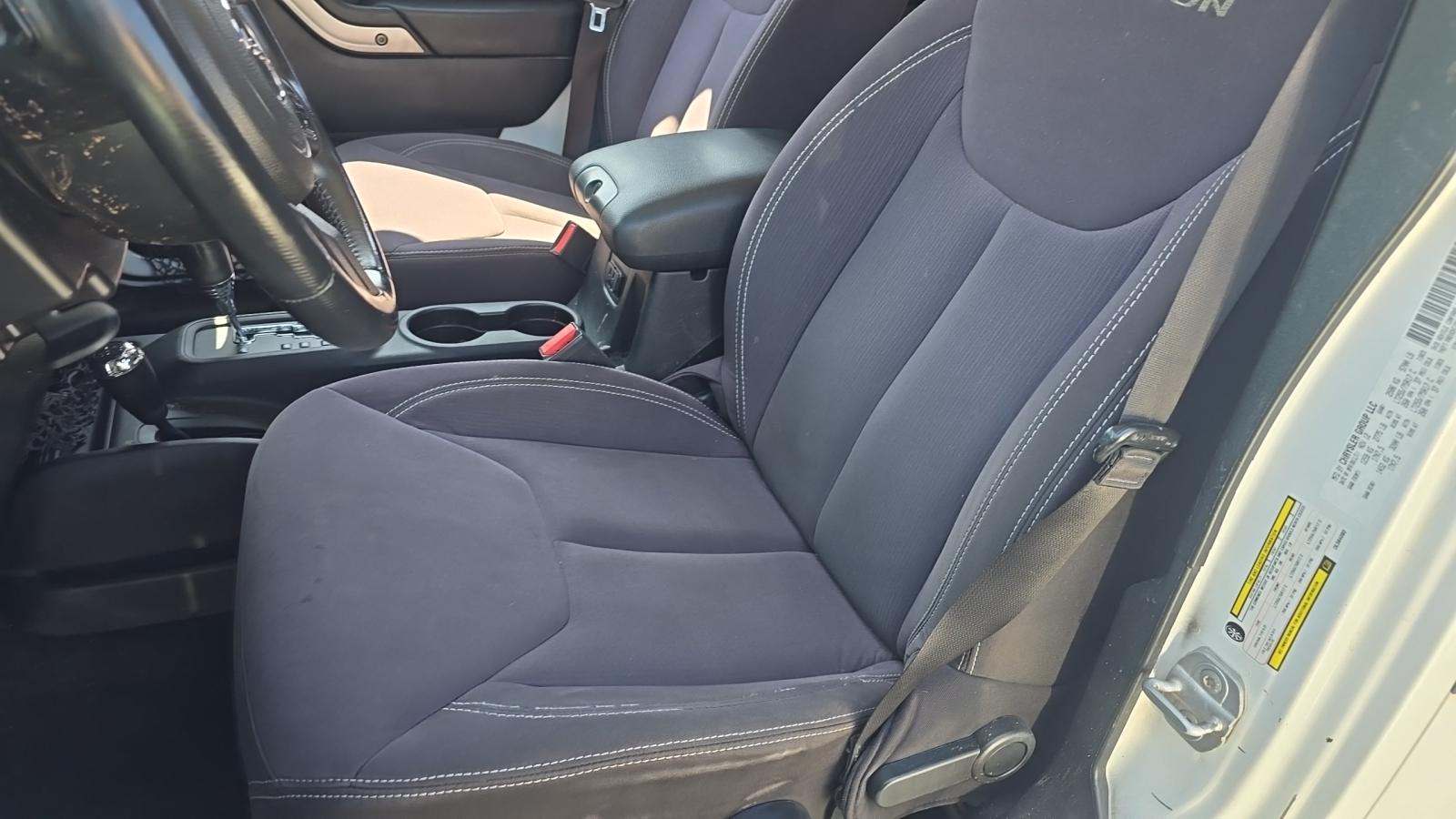 2013 Jeep Wrangler Unlimited Rubicon AWD