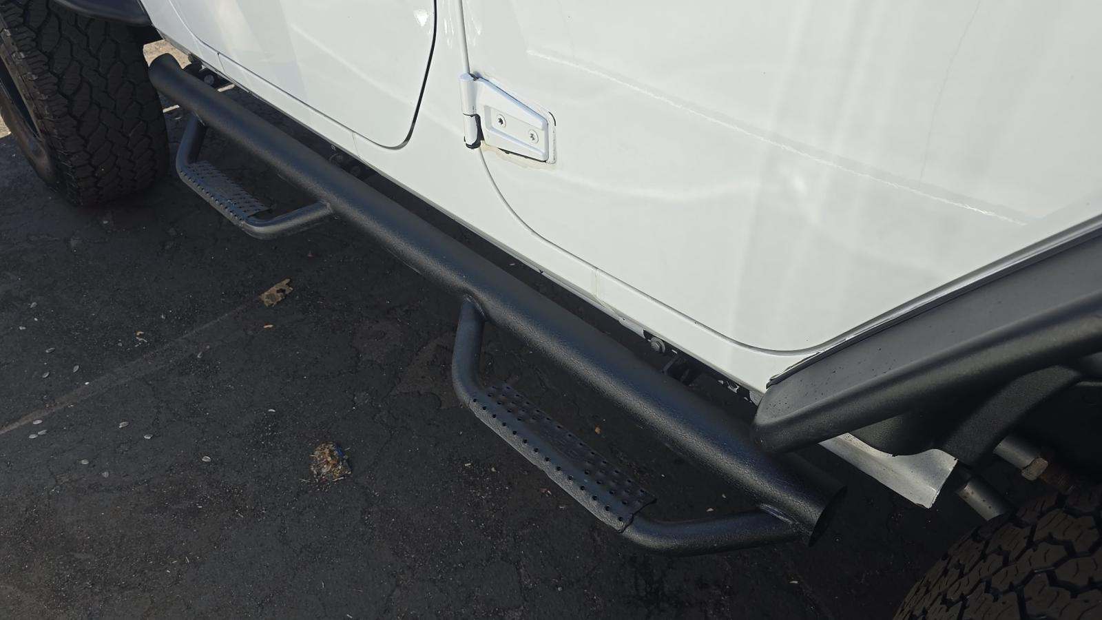 2013 Jeep Wrangler Unlimited Rubicon AWD