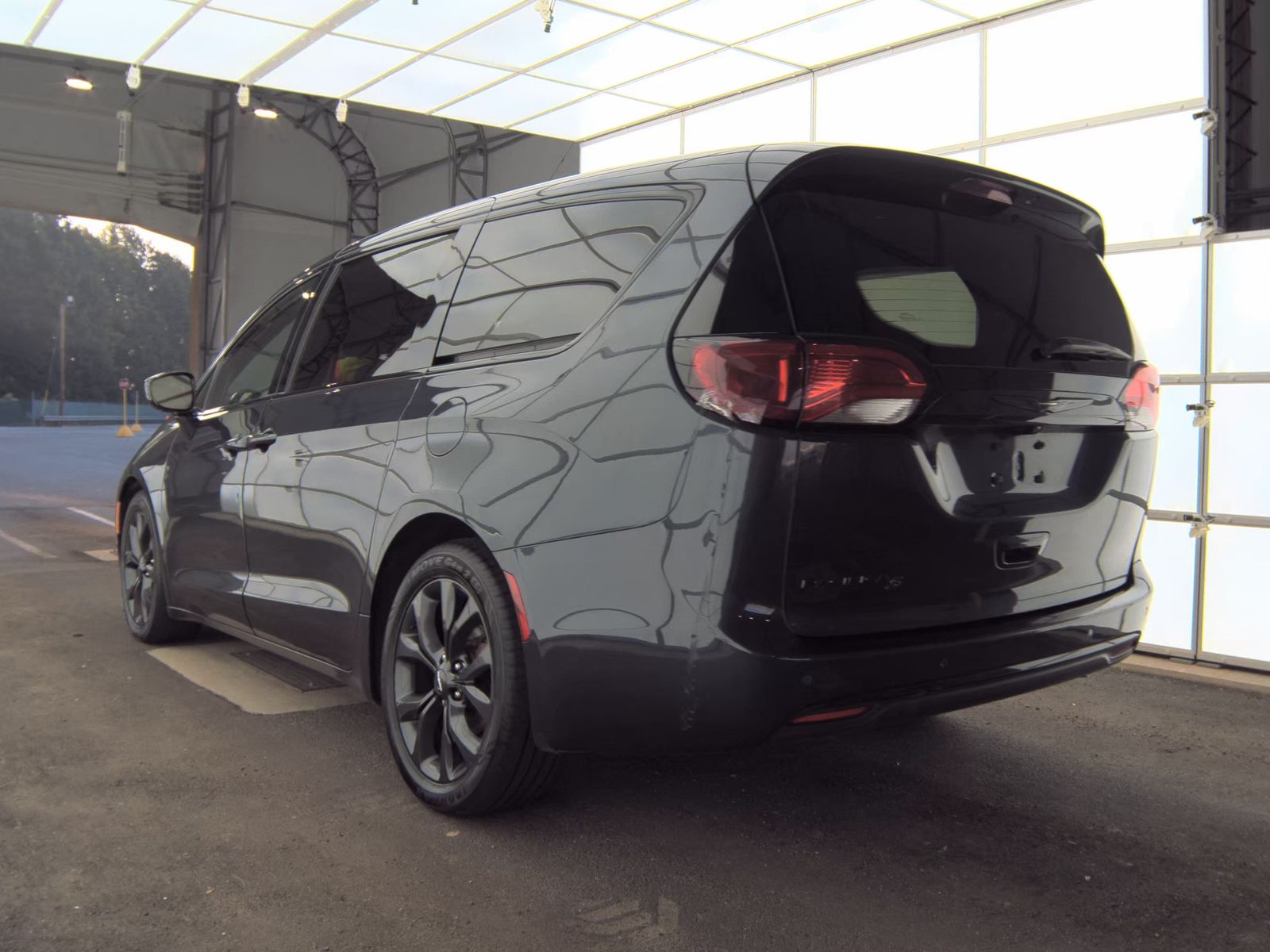 2020 Chrysler Pacifica Touring FWD