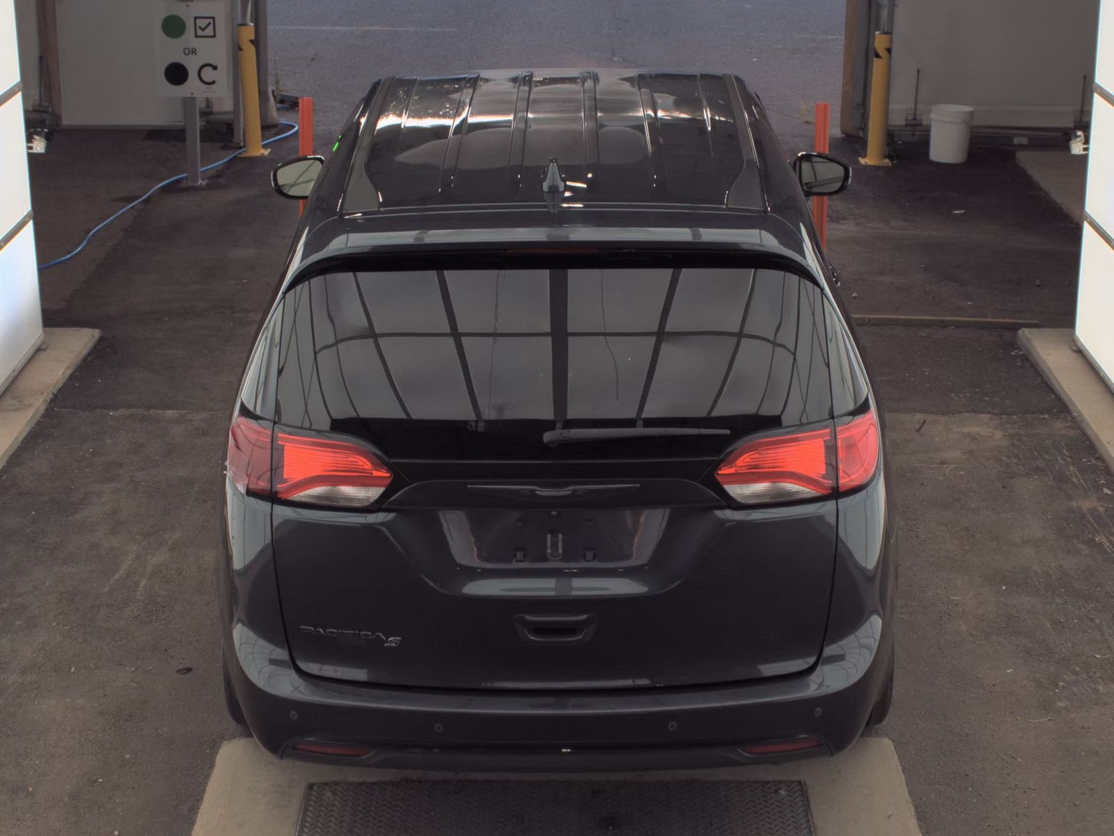 2020 Chrysler Pacifica Touring FWD