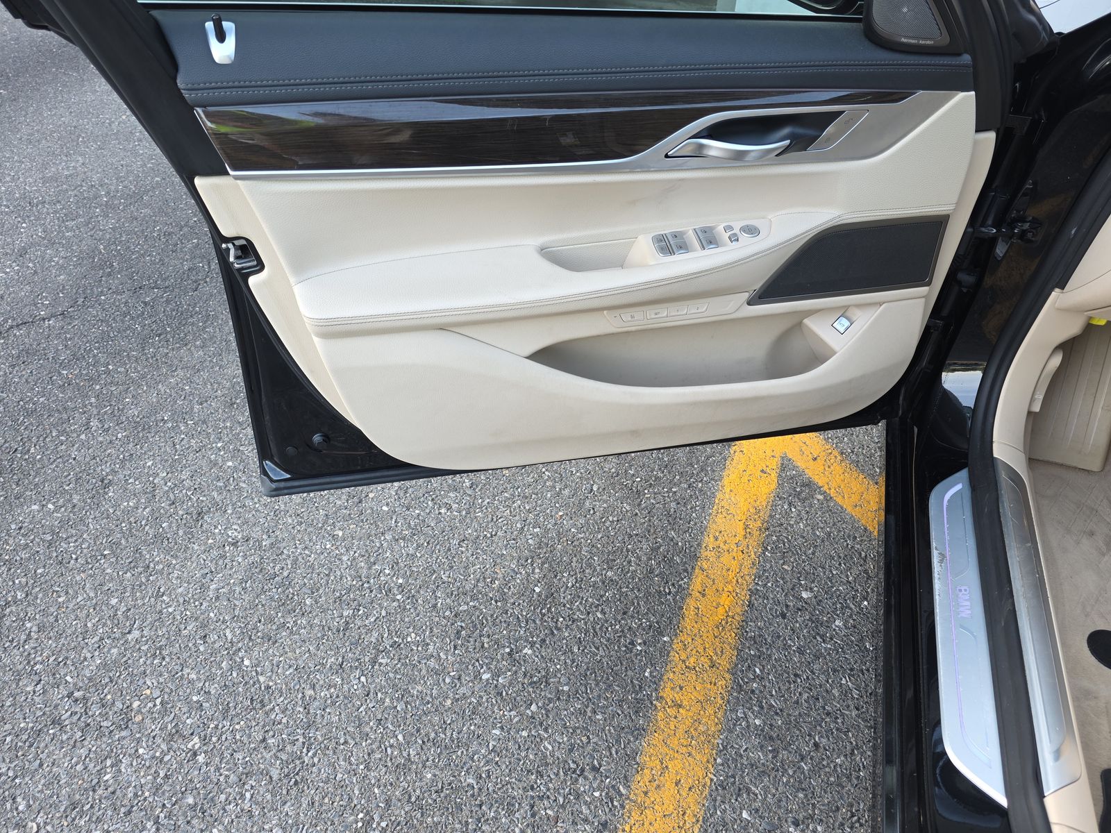 2020 BMW 7 Series 740i xDrive AWD
