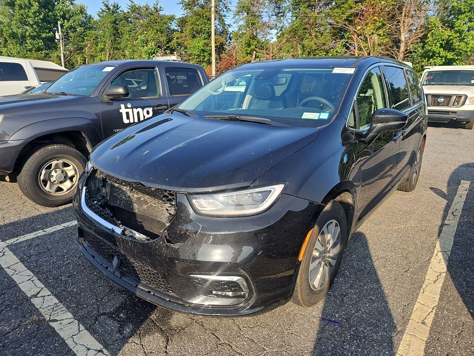 2024 Chrysler Pacifica Hybrid Select FWD