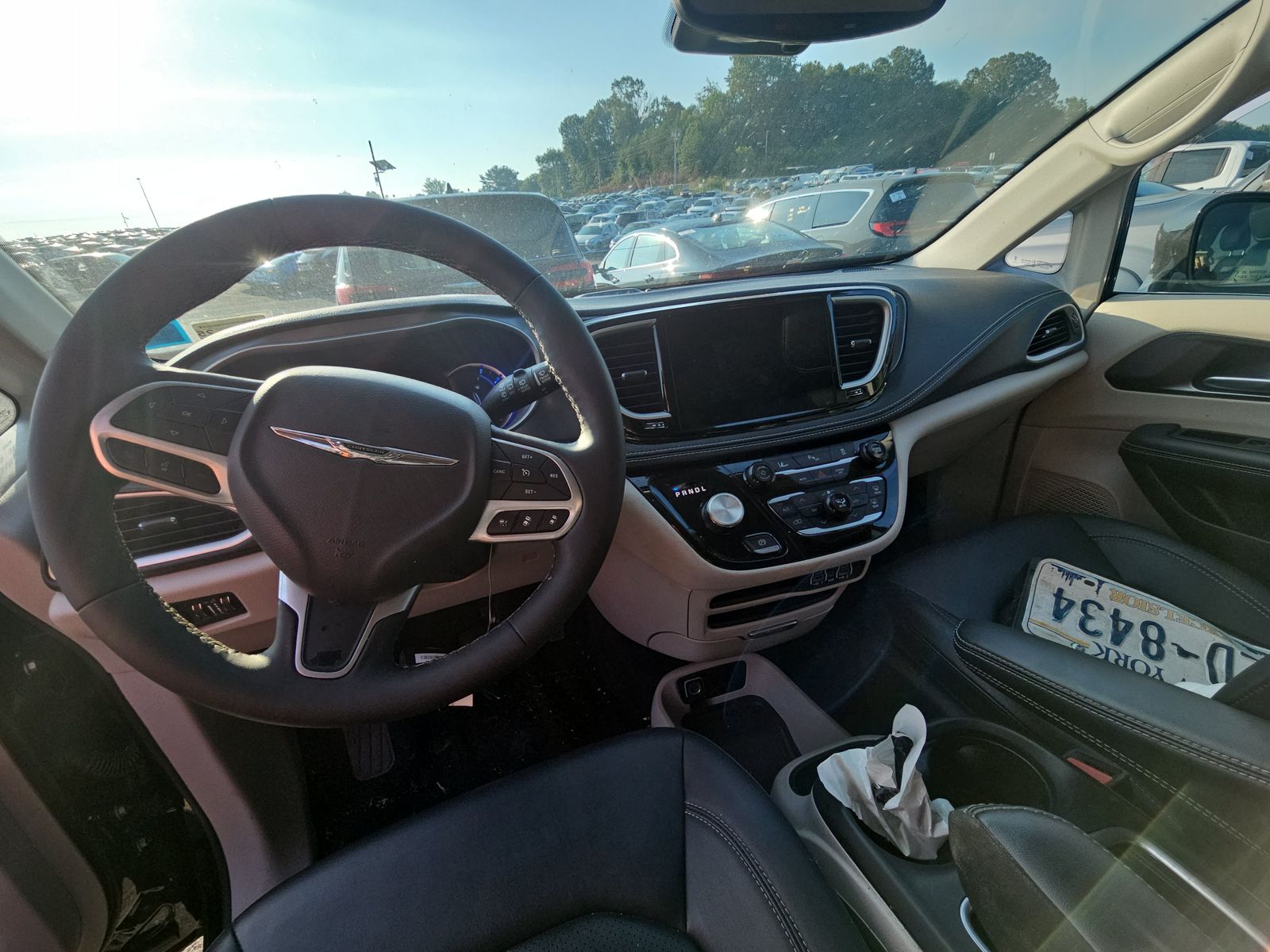 2024 Chrysler Pacifica Hybrid Select FWD