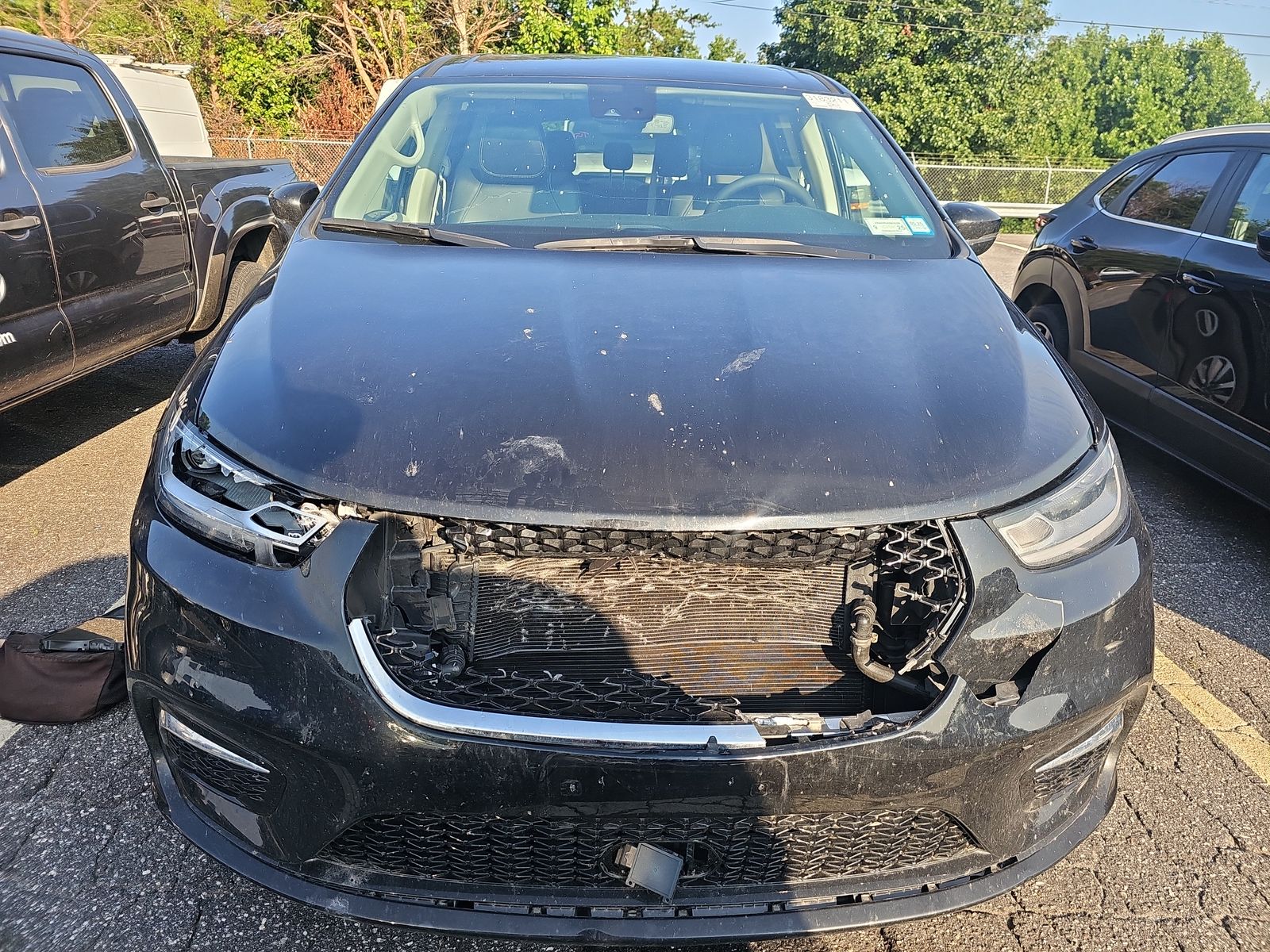 2024 Chrysler Pacifica Hybrid Select FWD